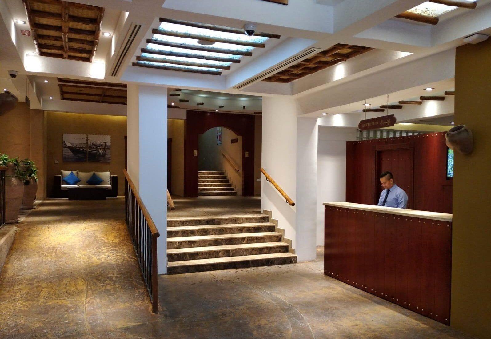 Vista Lobby Al Liwan Suites Rawdat Al Khail