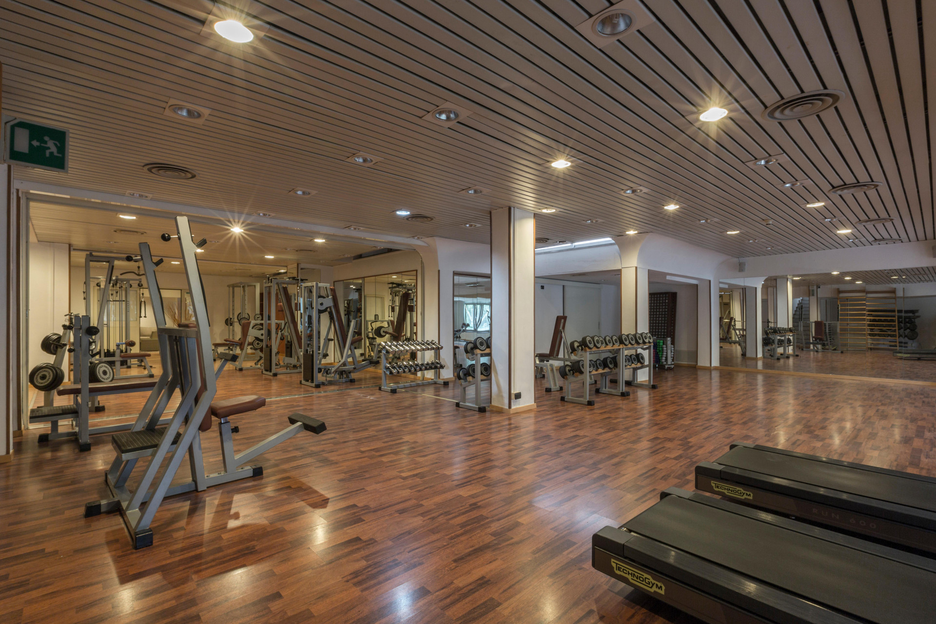 Gimnasio Hotel Majesty