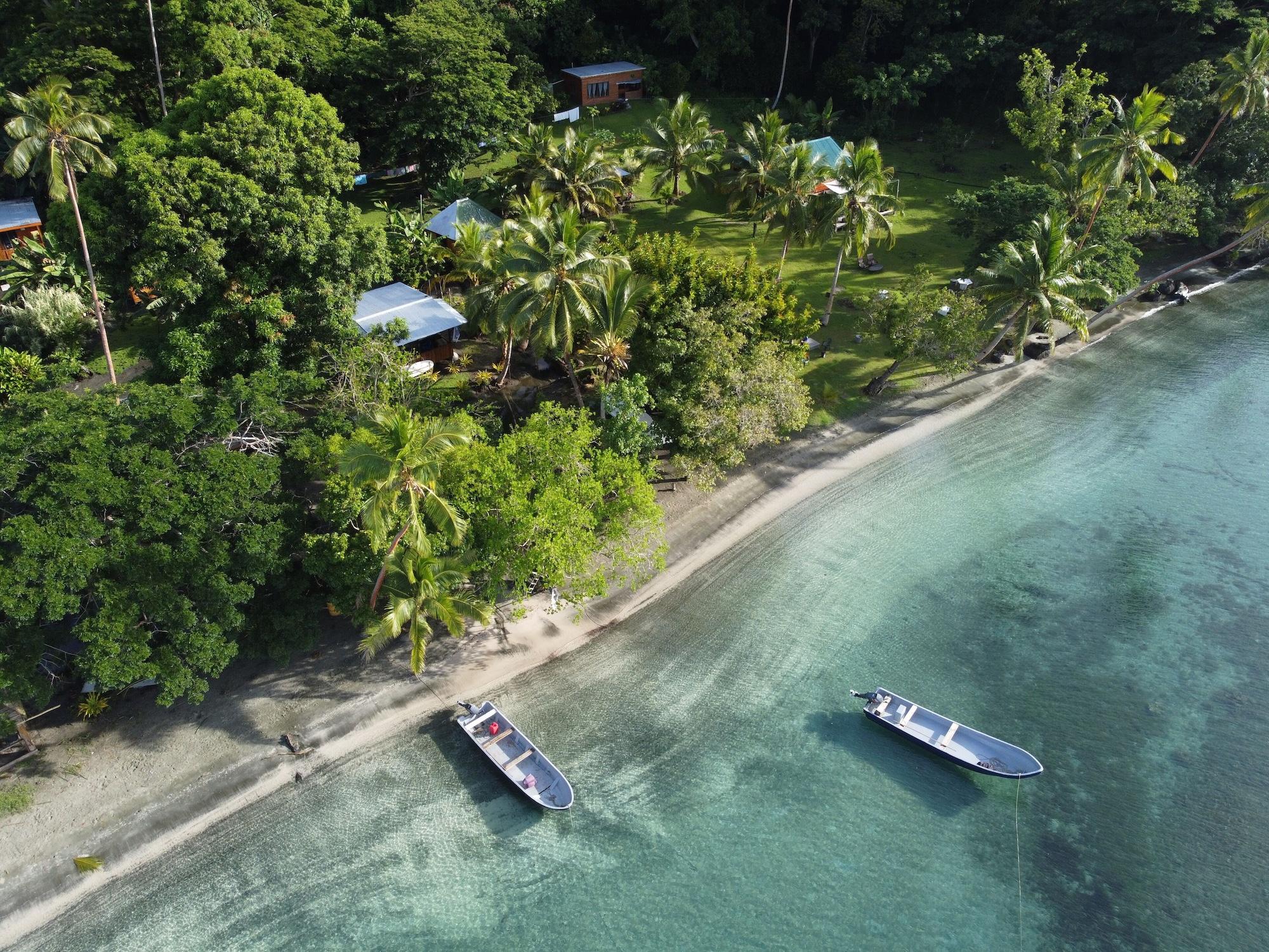 Vista Exterior Viani Bay Resort at Dive Academy Fiji