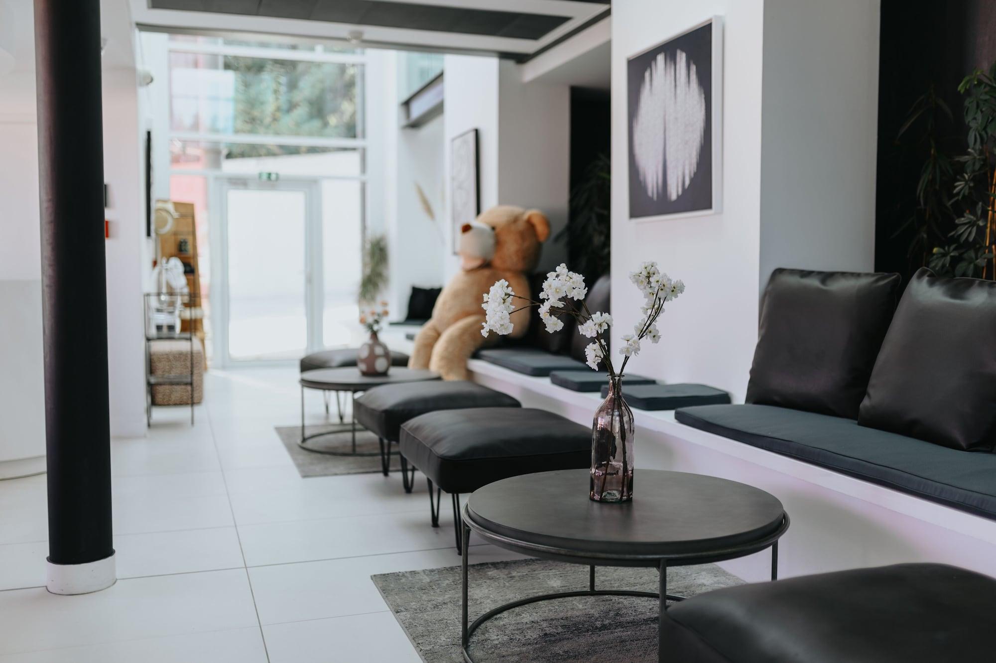 Vista Lobby Le Meez