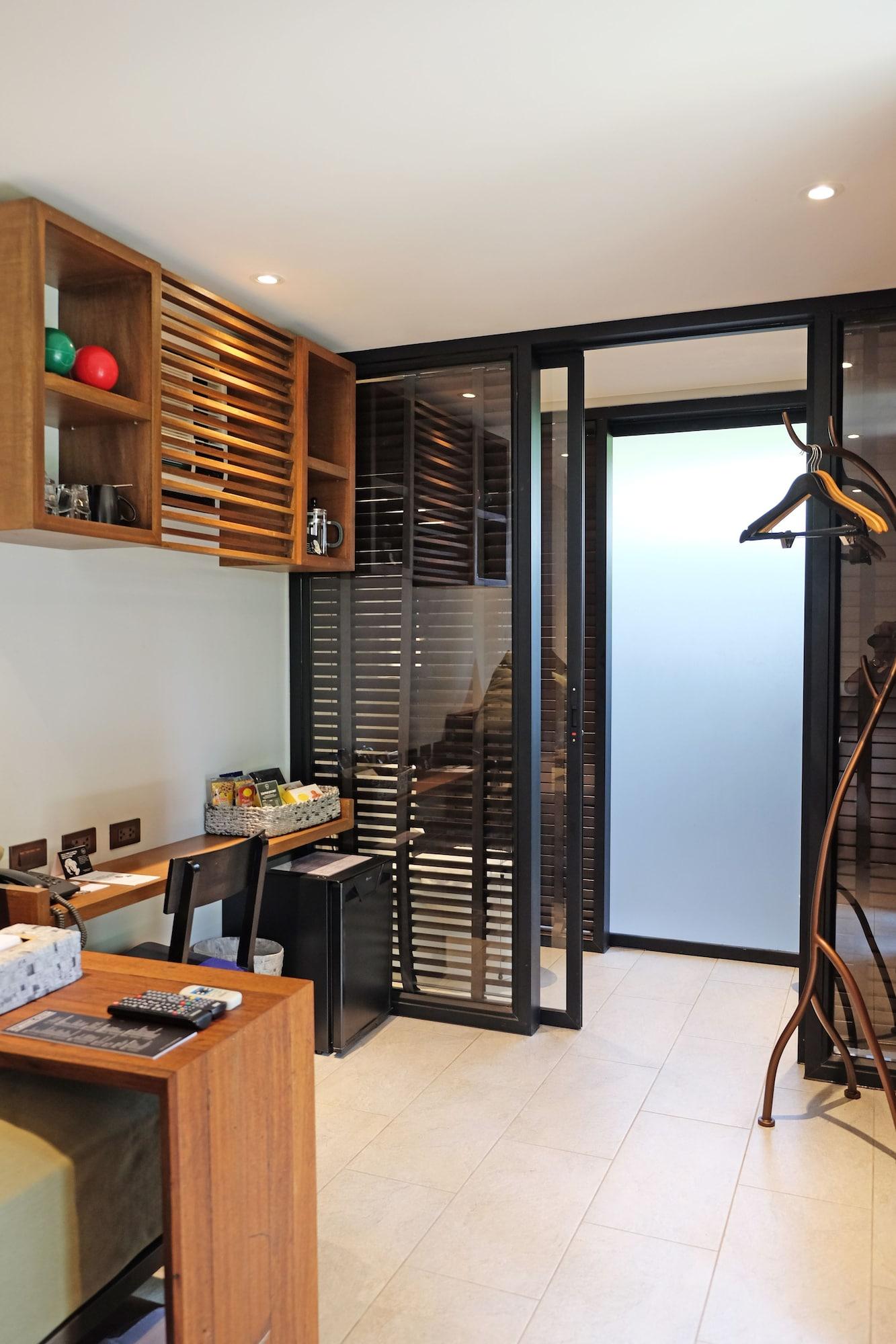 Set de Habitación The Henry Hotel Manila