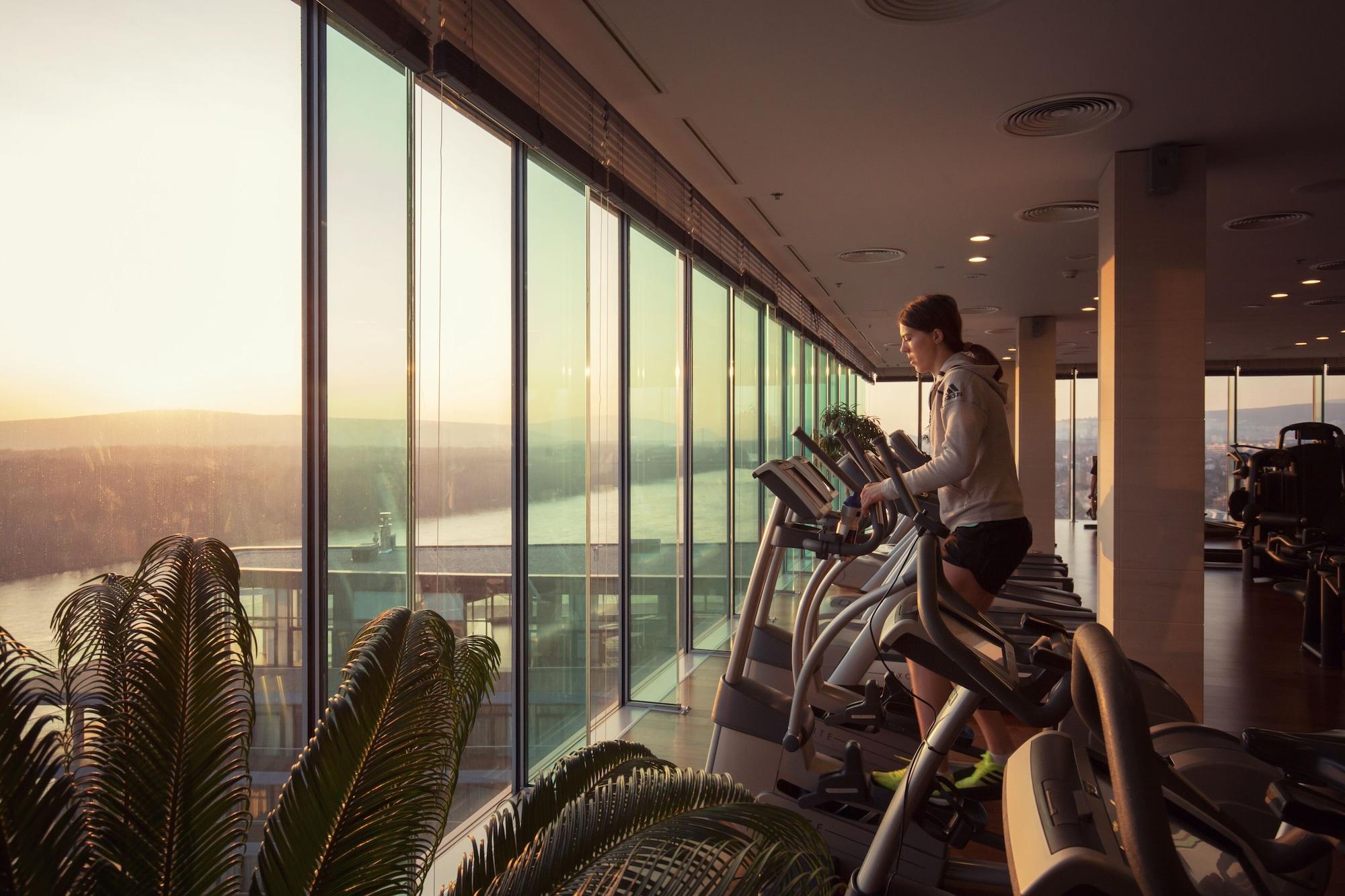 Gimnasio Grand Hotel River Park, a Luxury Collection Hotel Bratislava