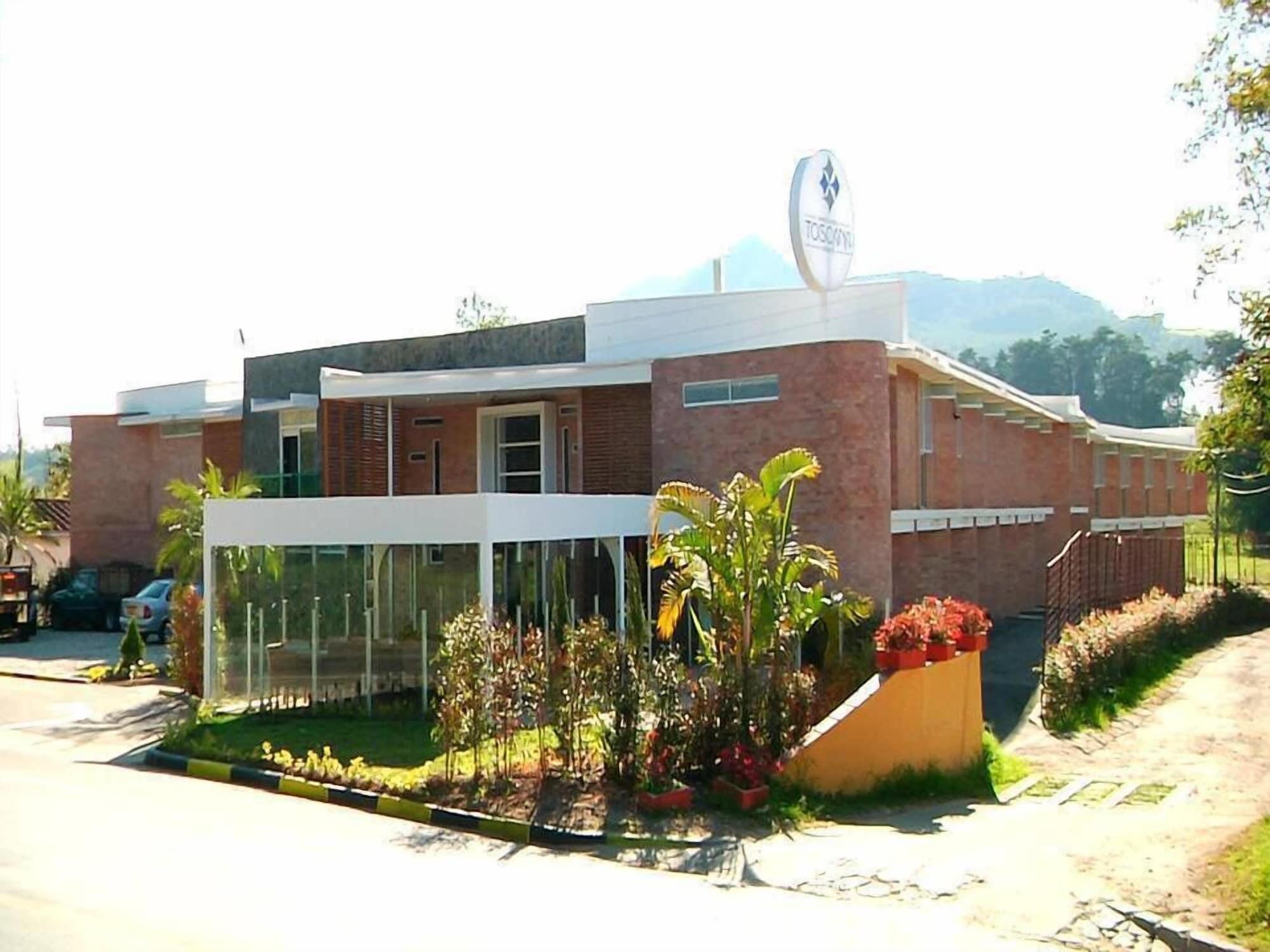 Vista Exterior Hotel Toscana Oriente