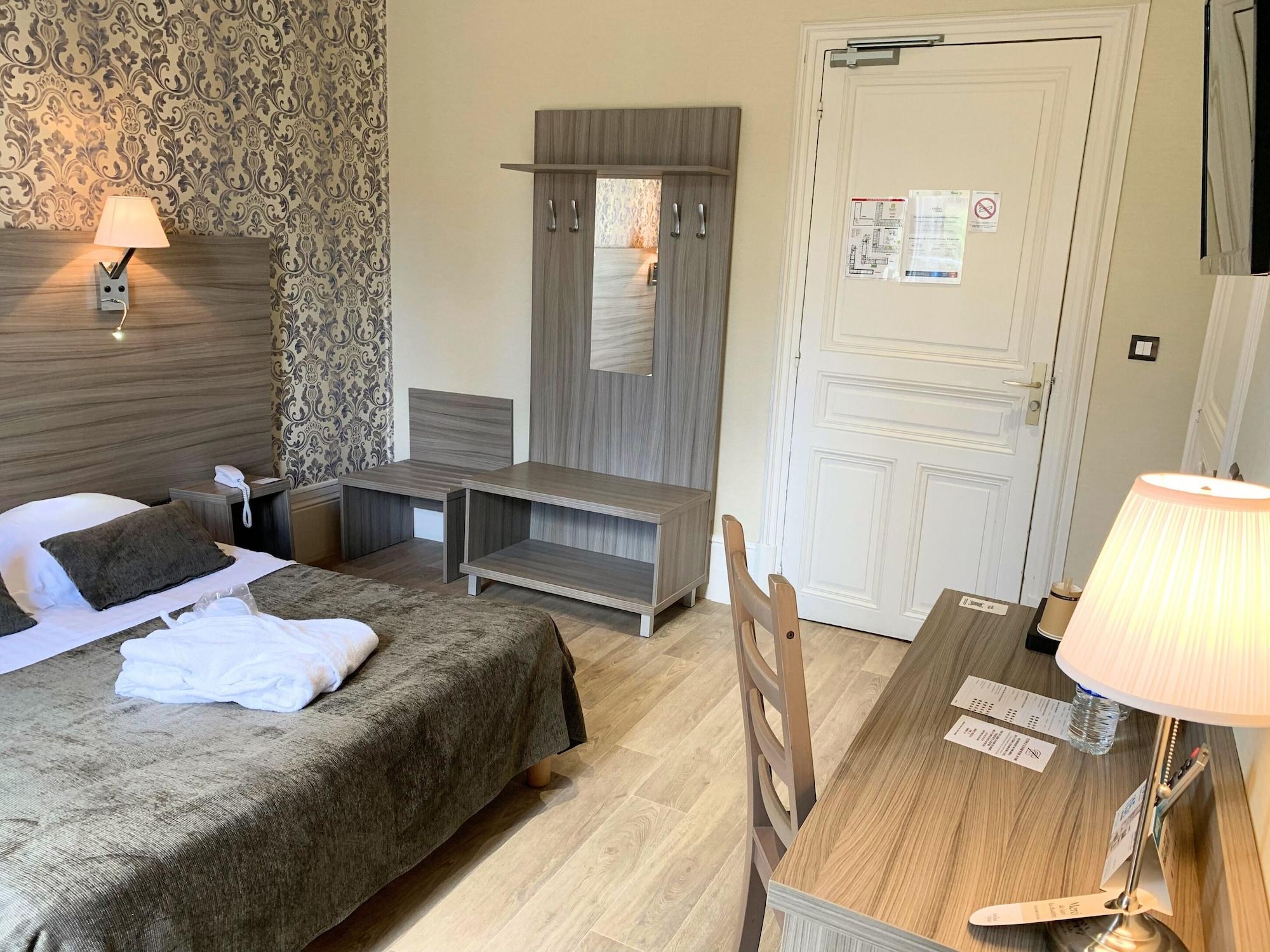 Habitación Grand Hôtel de Bourbon-Lancy - Logis - Restaurant et Spa
