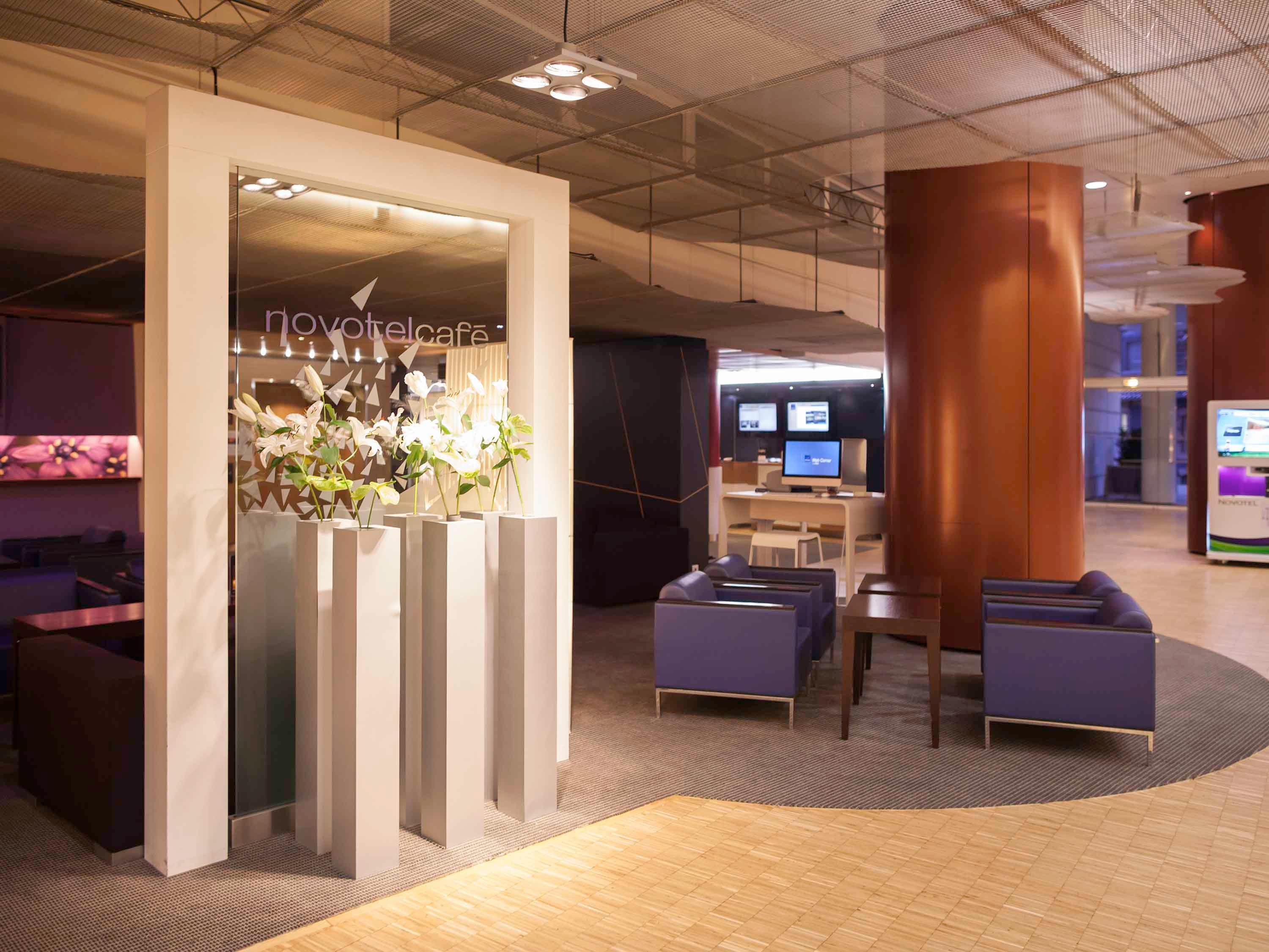 Bar/Salón Novotel Belfort Centre Atria