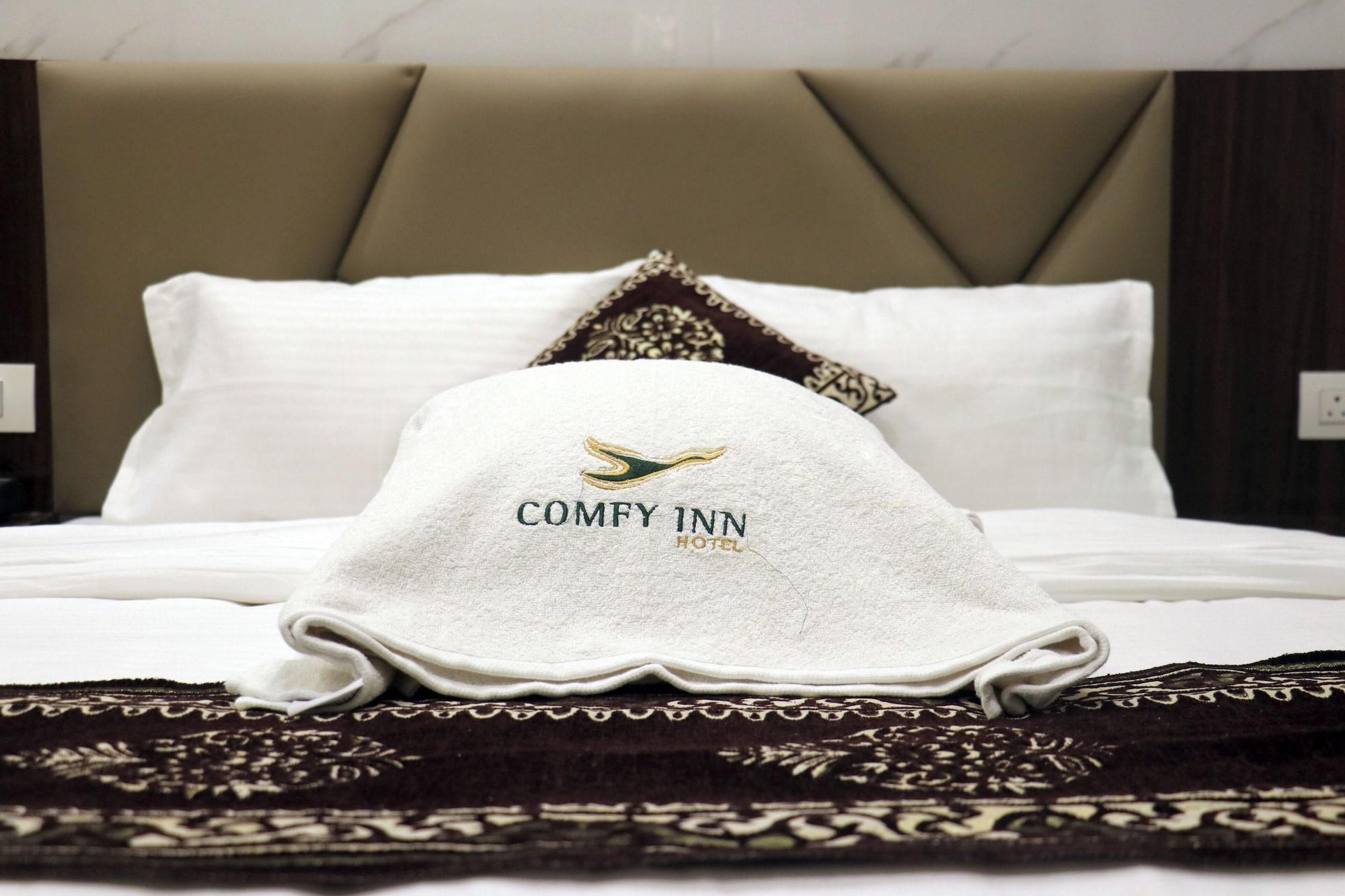 Varios Hotel Comfy Inn