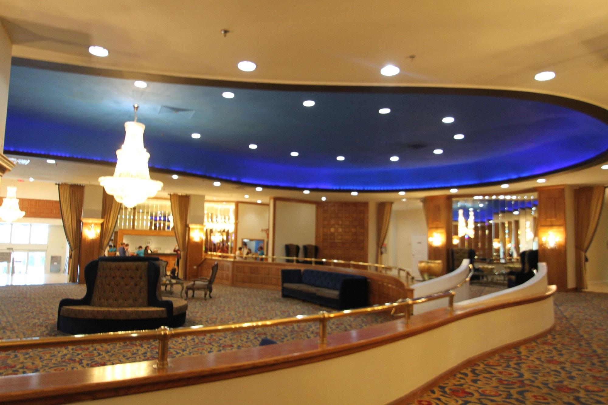 Vista Lobby Tropical Suites Inc.