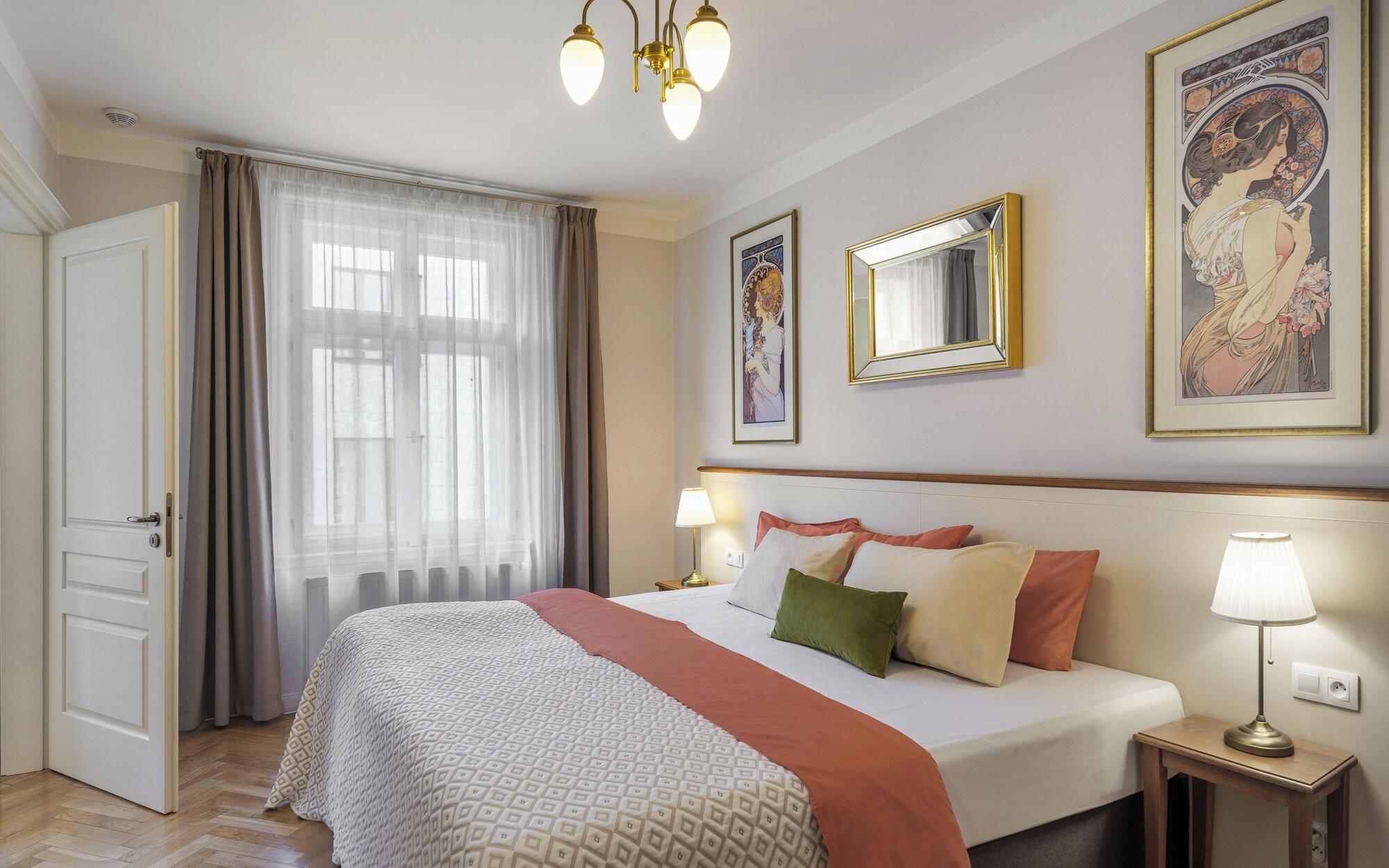 Varios SeNo 6 Apartments