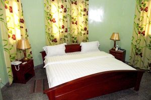 Alojamiento - Hotel Magnificat Baguida