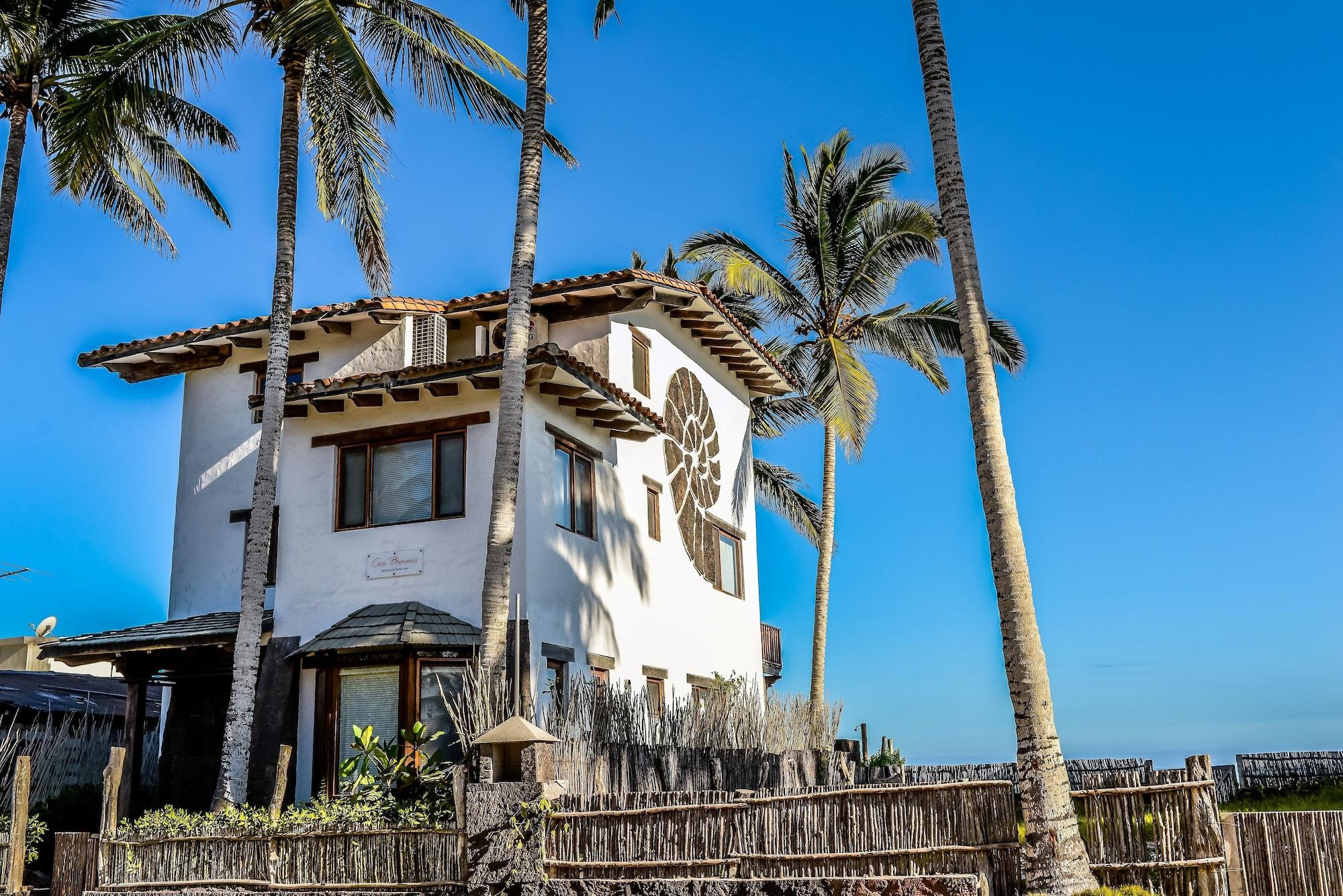 Vista Exterior Casa Baronesa