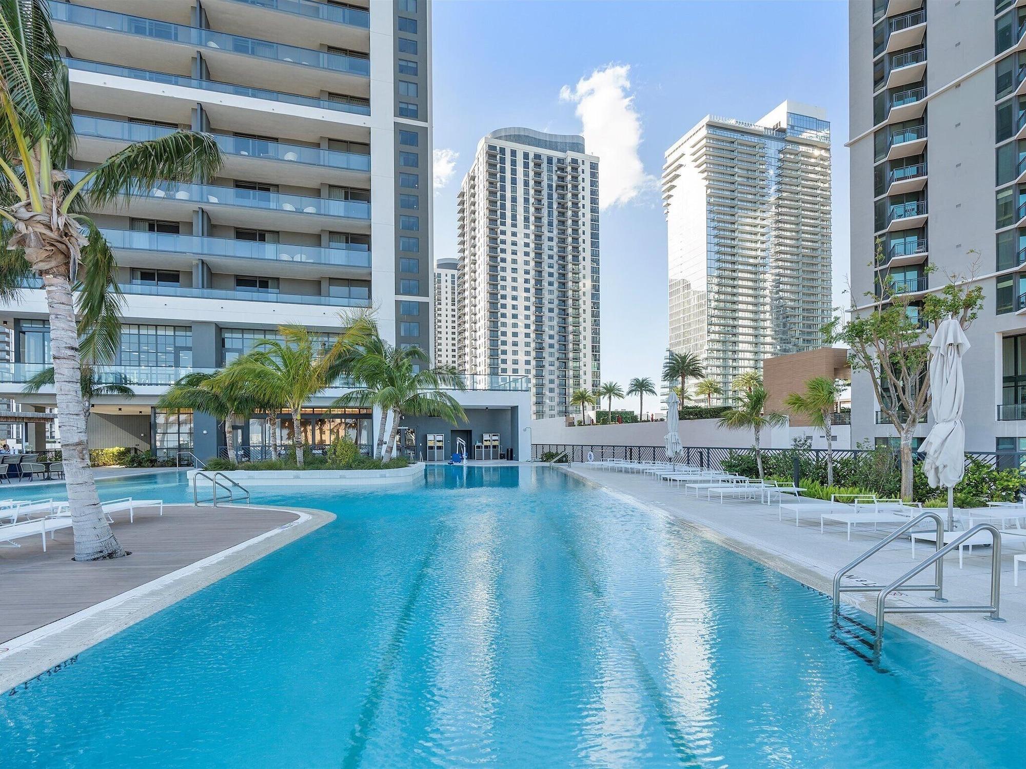 Spa Miami Vacation Rentals Downtown with Pool