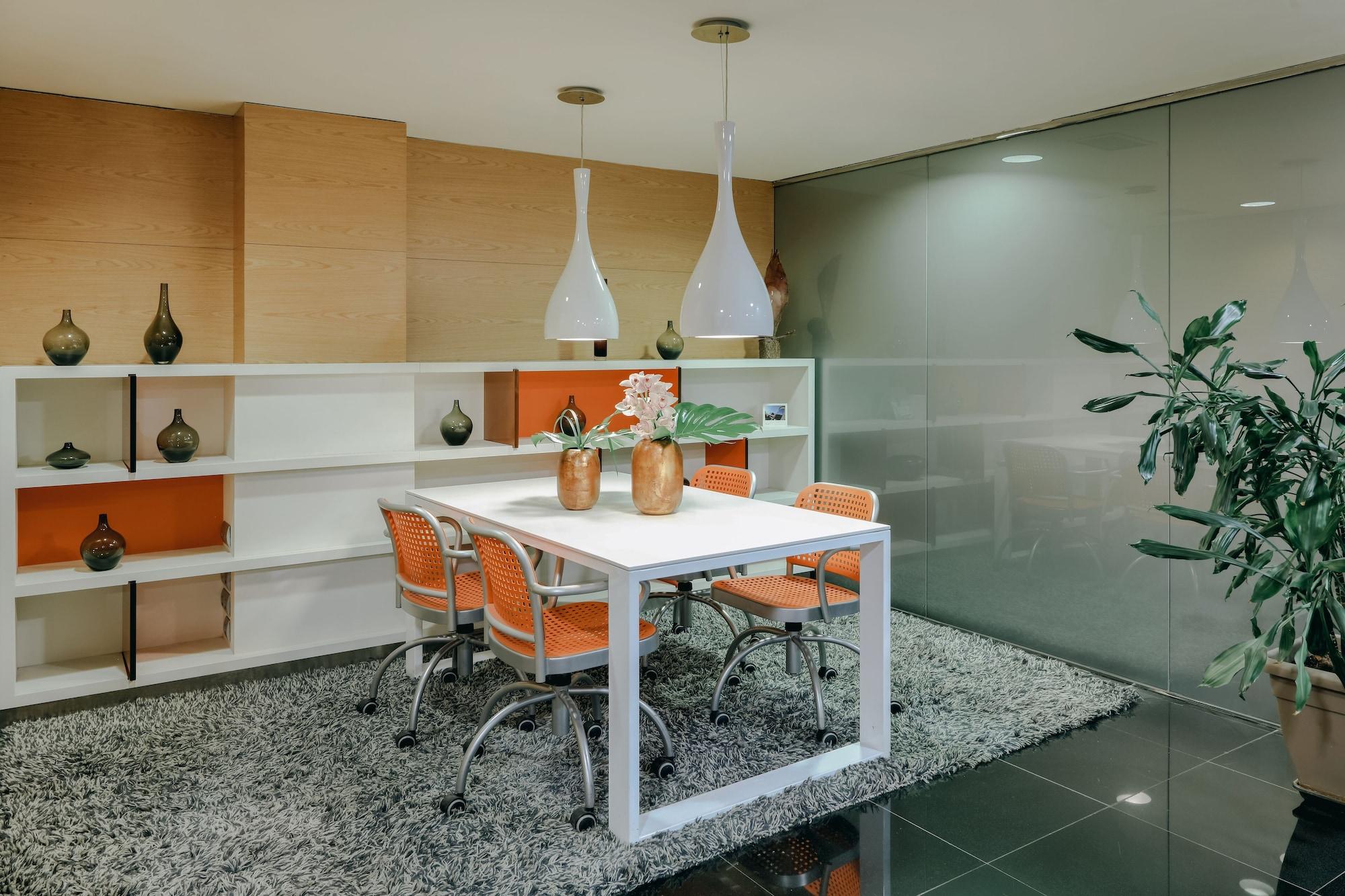 Vista Lobby Hesperia Fira