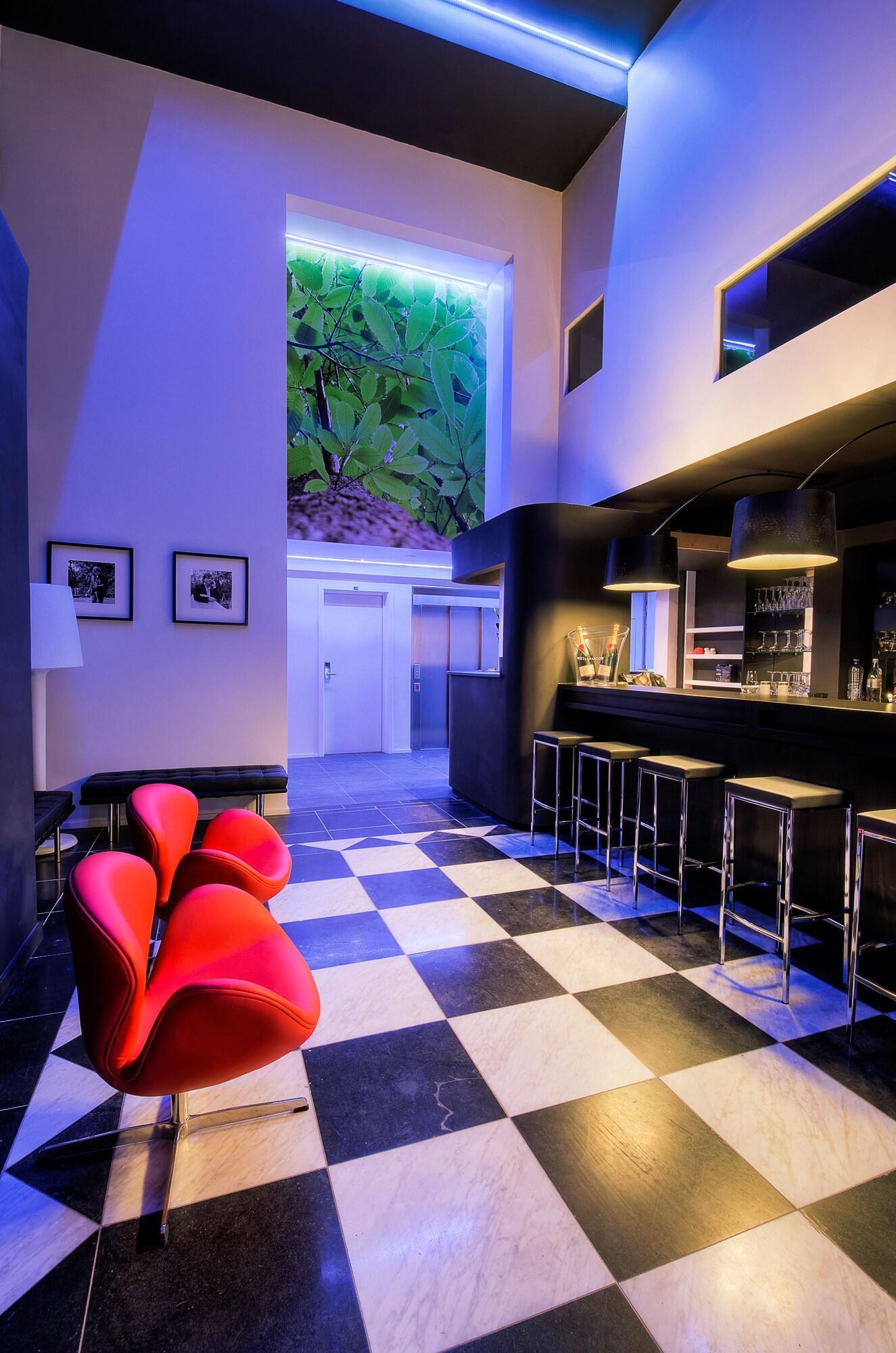 Bar/Salón Utopia Hotel