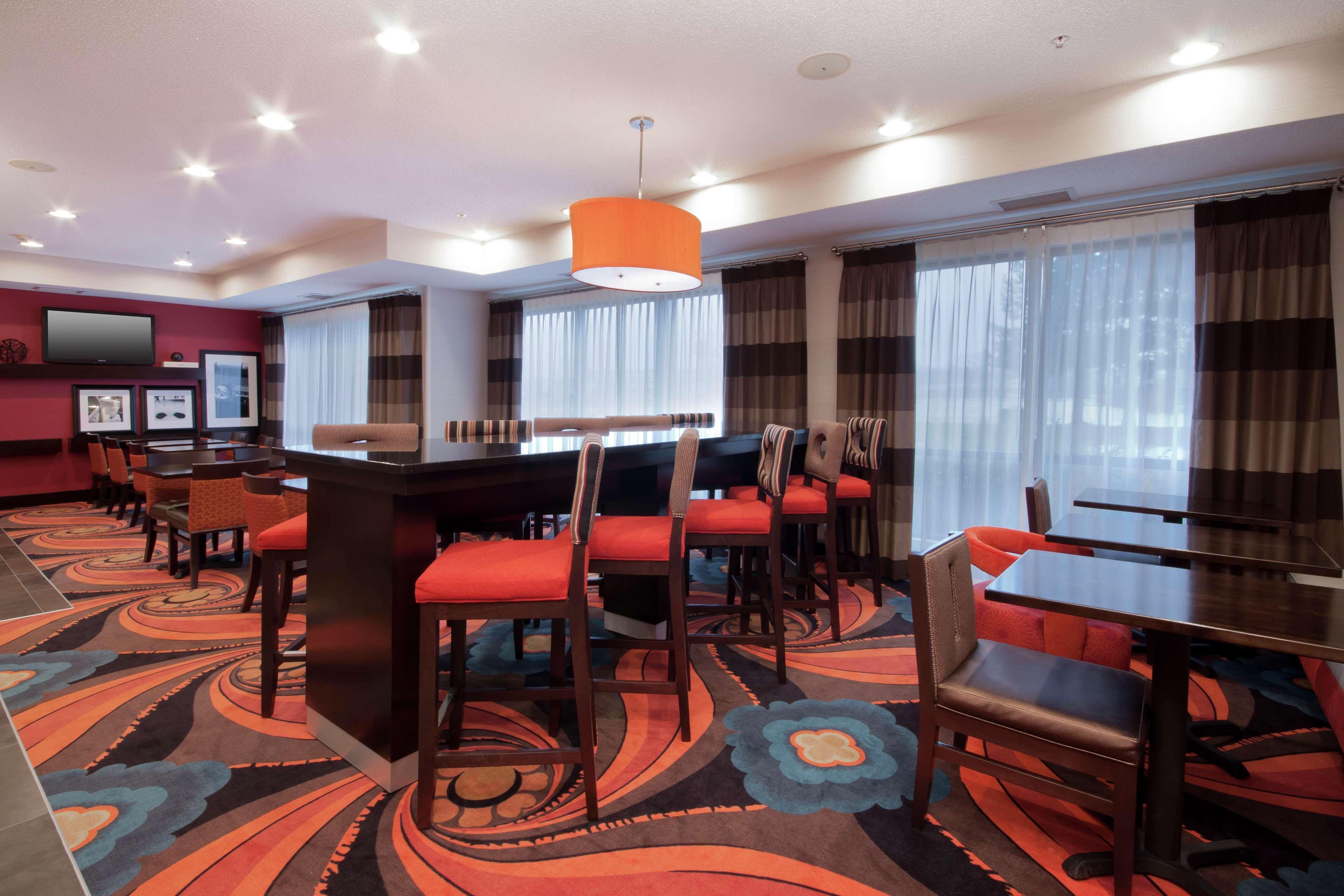 Restaurant Countryside Inn and Suites