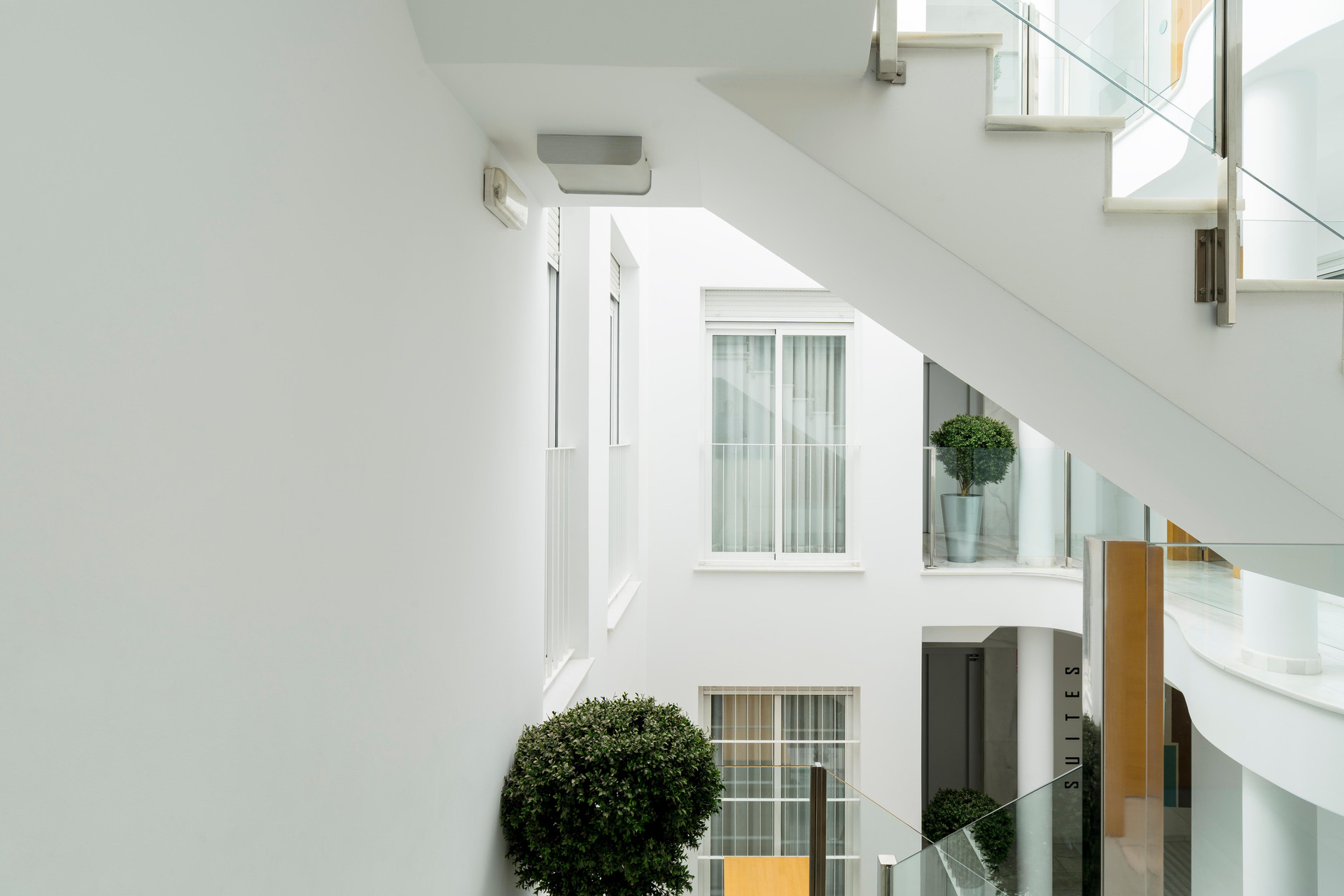 Vista Lobby Suites del Pintor Historial Center, by Hoteles con Cultura