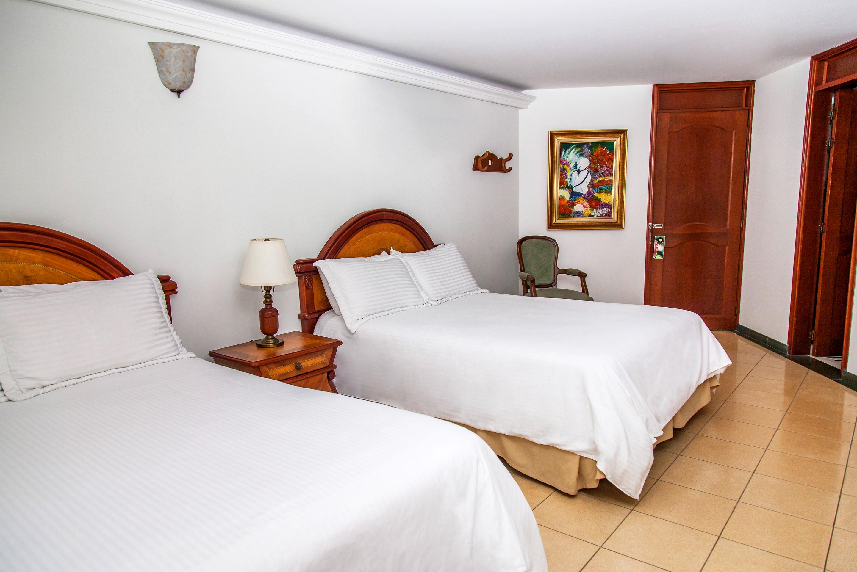 Hotel CASA LAURELES HOTEL
