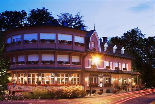 Varios Auberge de la Gaichel