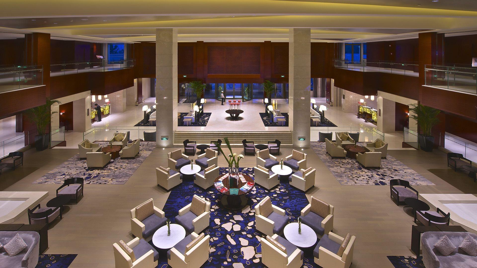 Vista Lobby Jinji Lake Grand Hotel