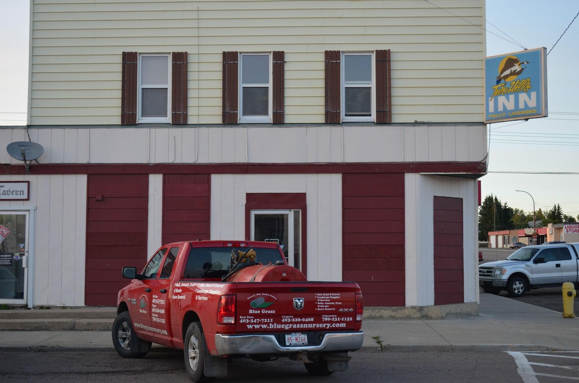 Vista Exterior Two Hills Inn
