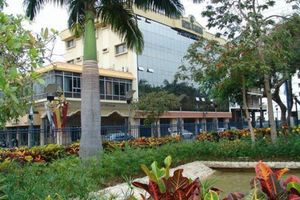 Alojamiento - Hotel Ramada