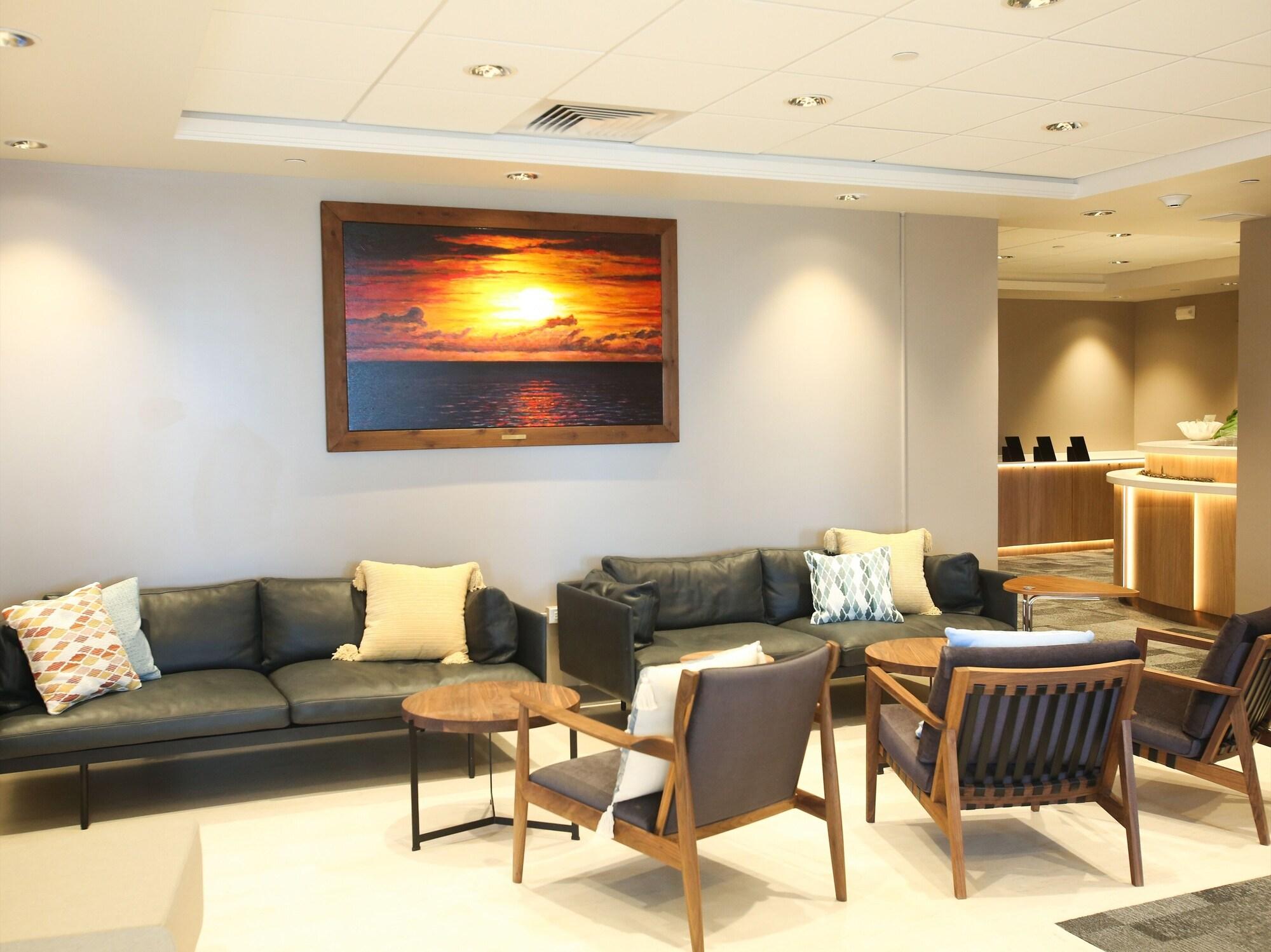 Vista Lobby FIRST CABIN INTERNATIONAL HAWAII