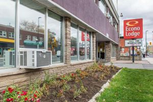 undefined - Econo Lodge Downtown Ottawa