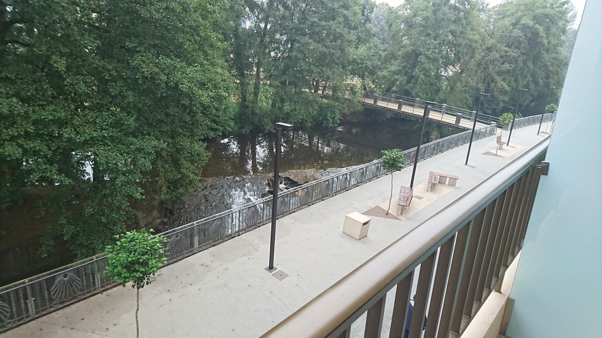 Equipamiento de Habitación El Malecon