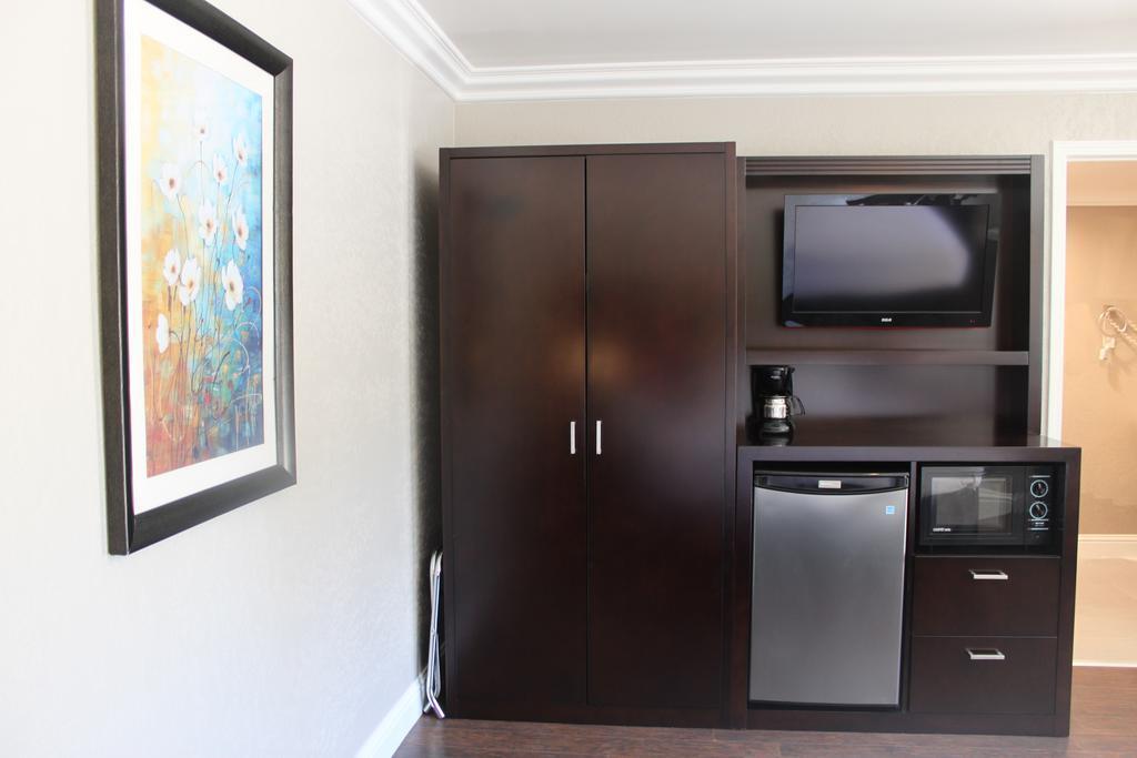 Instalaciones Recreativas Inn at Highway 1