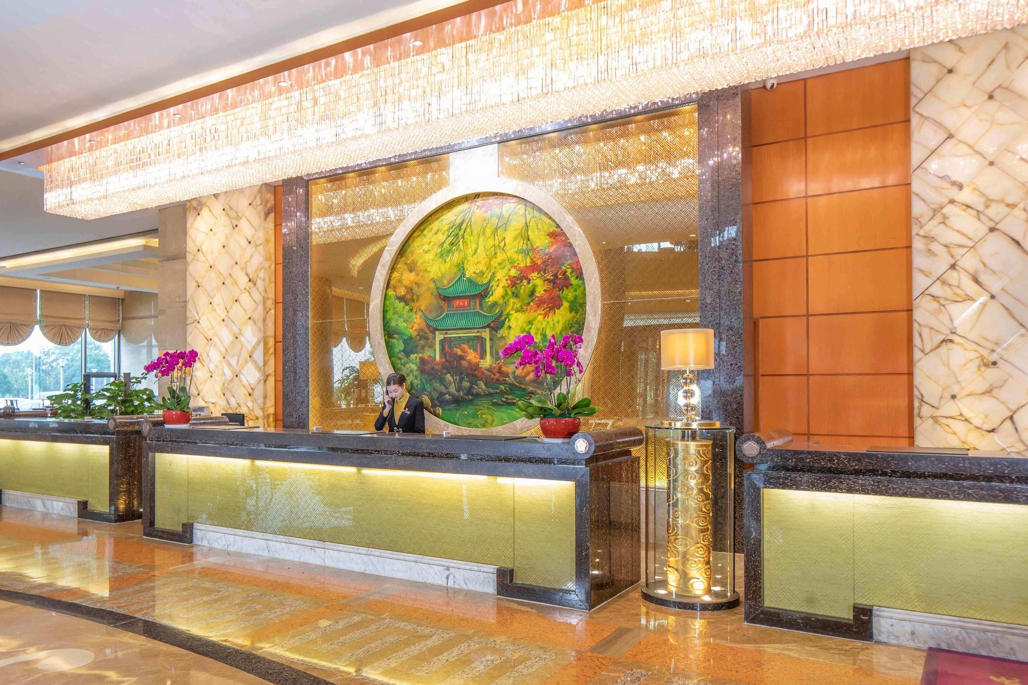 Vista Lobby Empark Grand Hotel Changsha