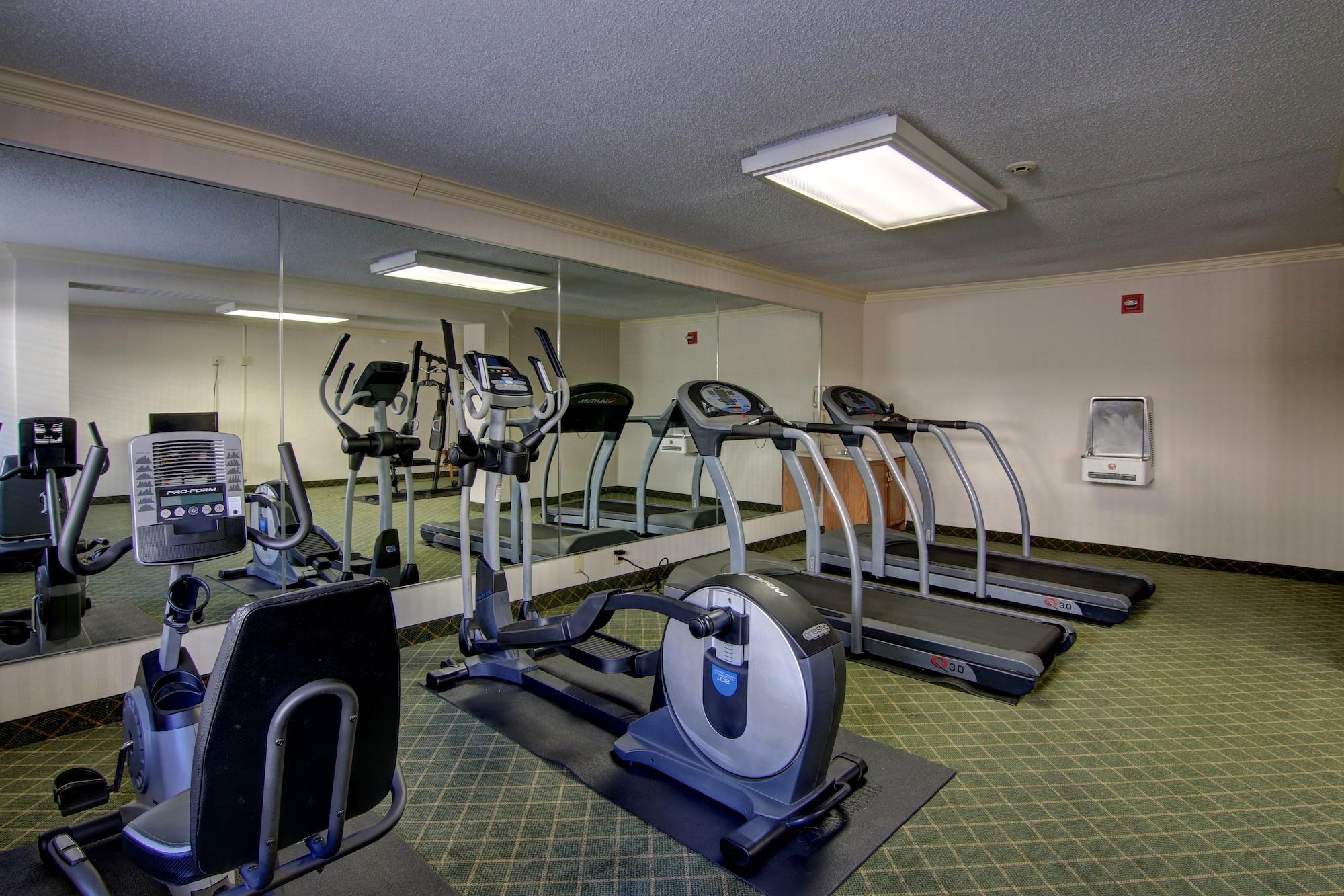 Gimnasio Ramada by Wyndham Macon