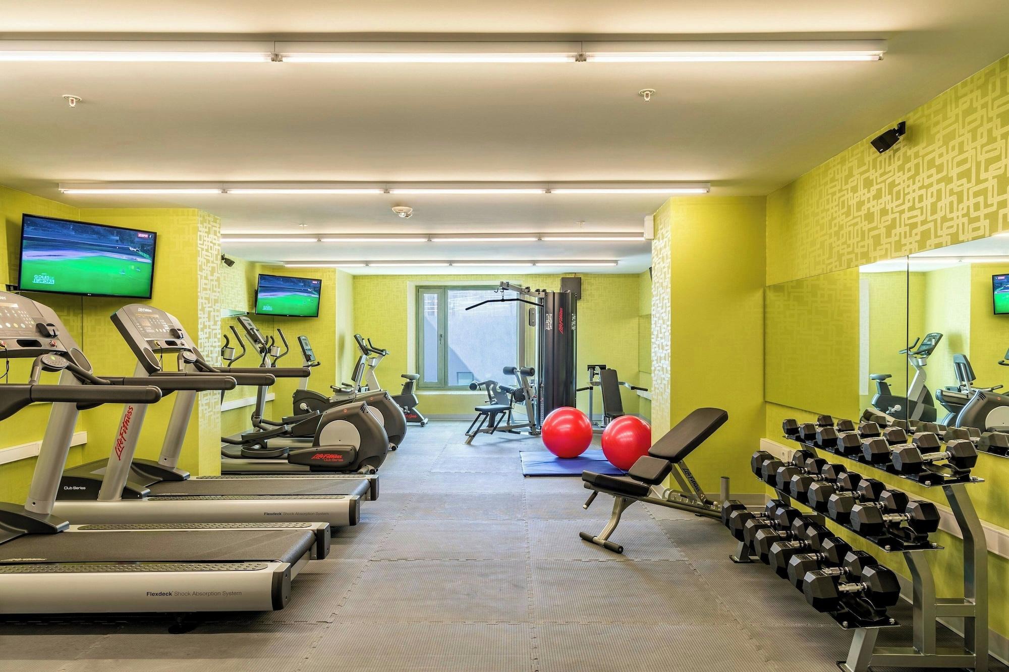 Gimnasio Aloft Montevideo Hotel by Marriott