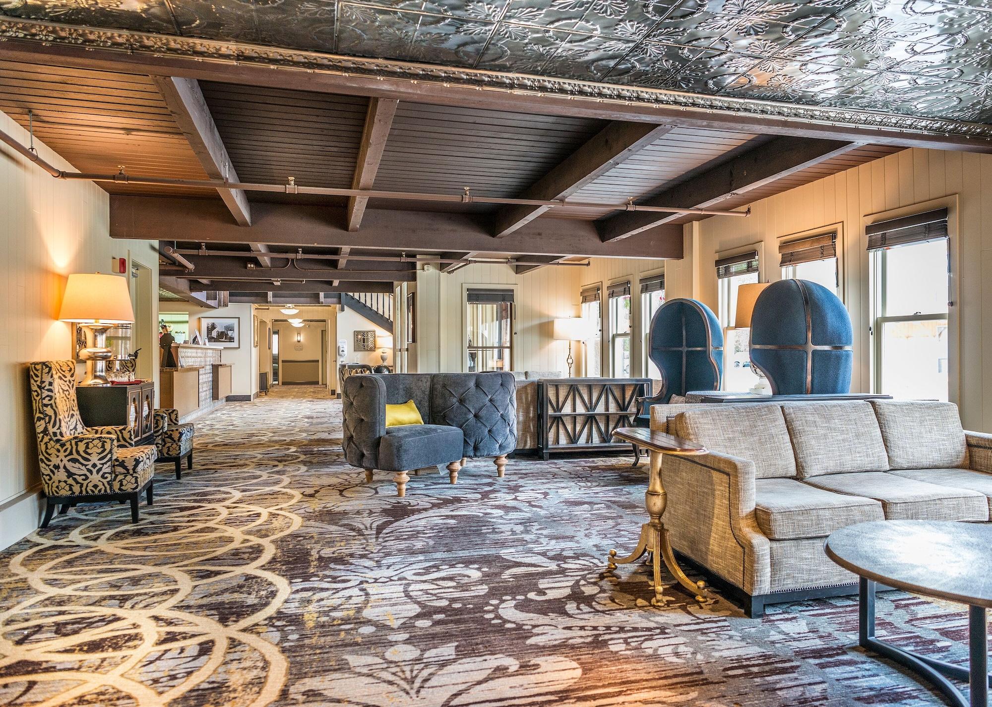 Vista Lobby Holland America Skagway Inn