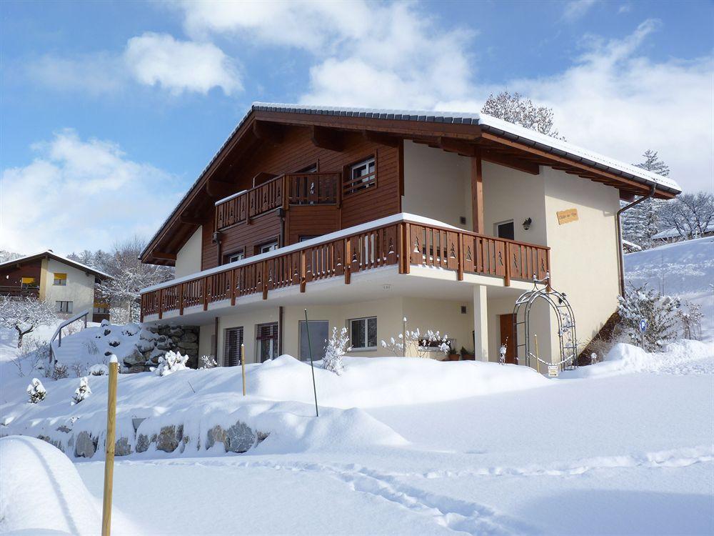 Chalet des Alpes by null