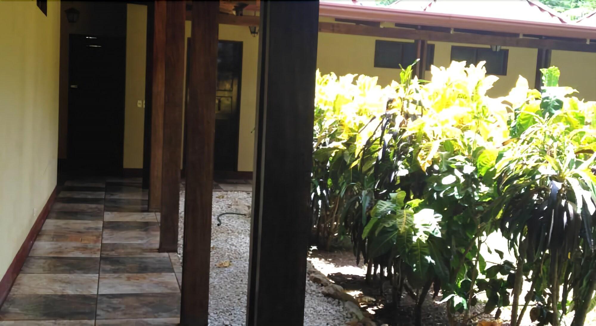 Vista Lobby Hotel Flor de Itabo