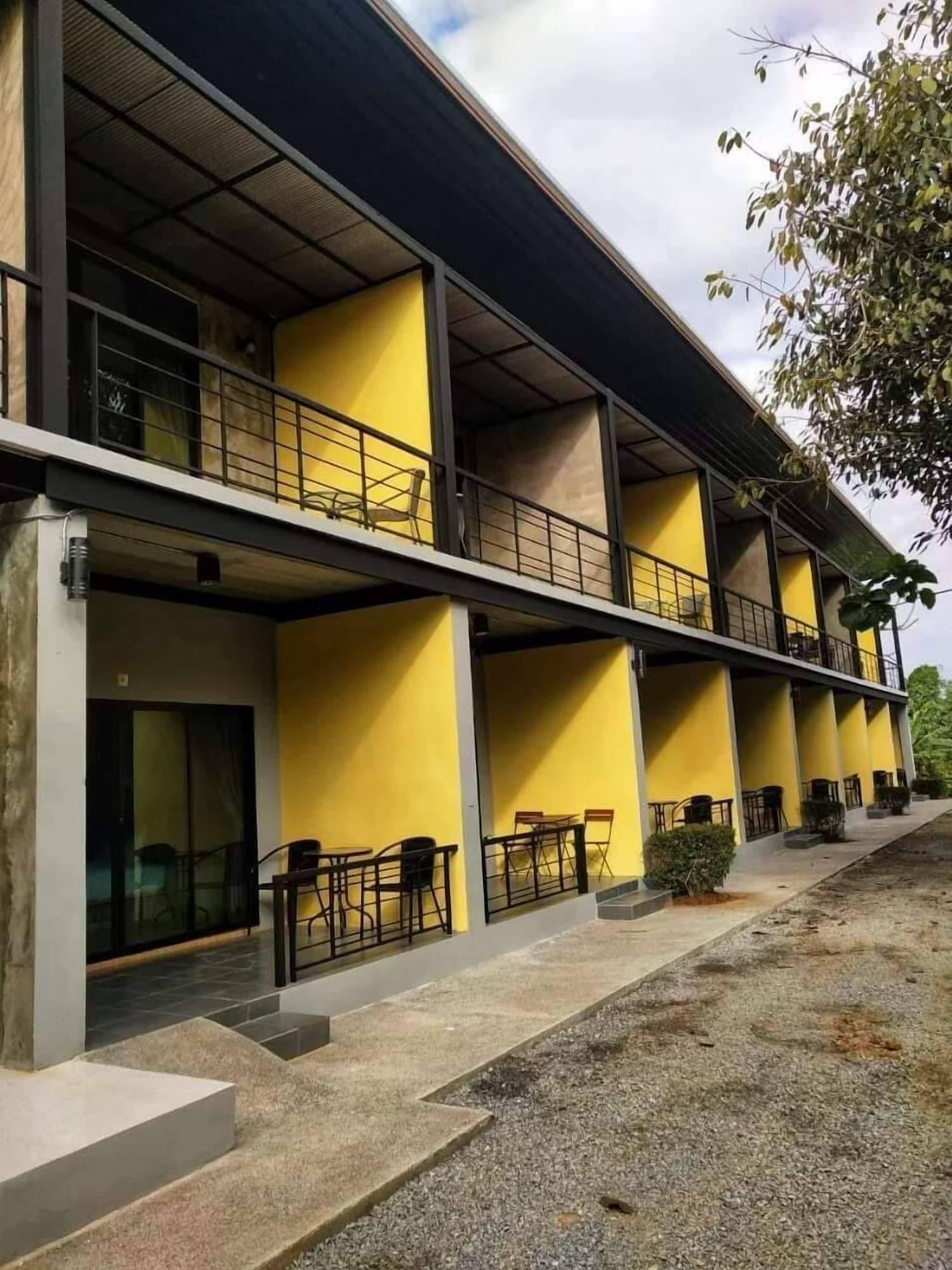 Vista Exterior Nan at Pua