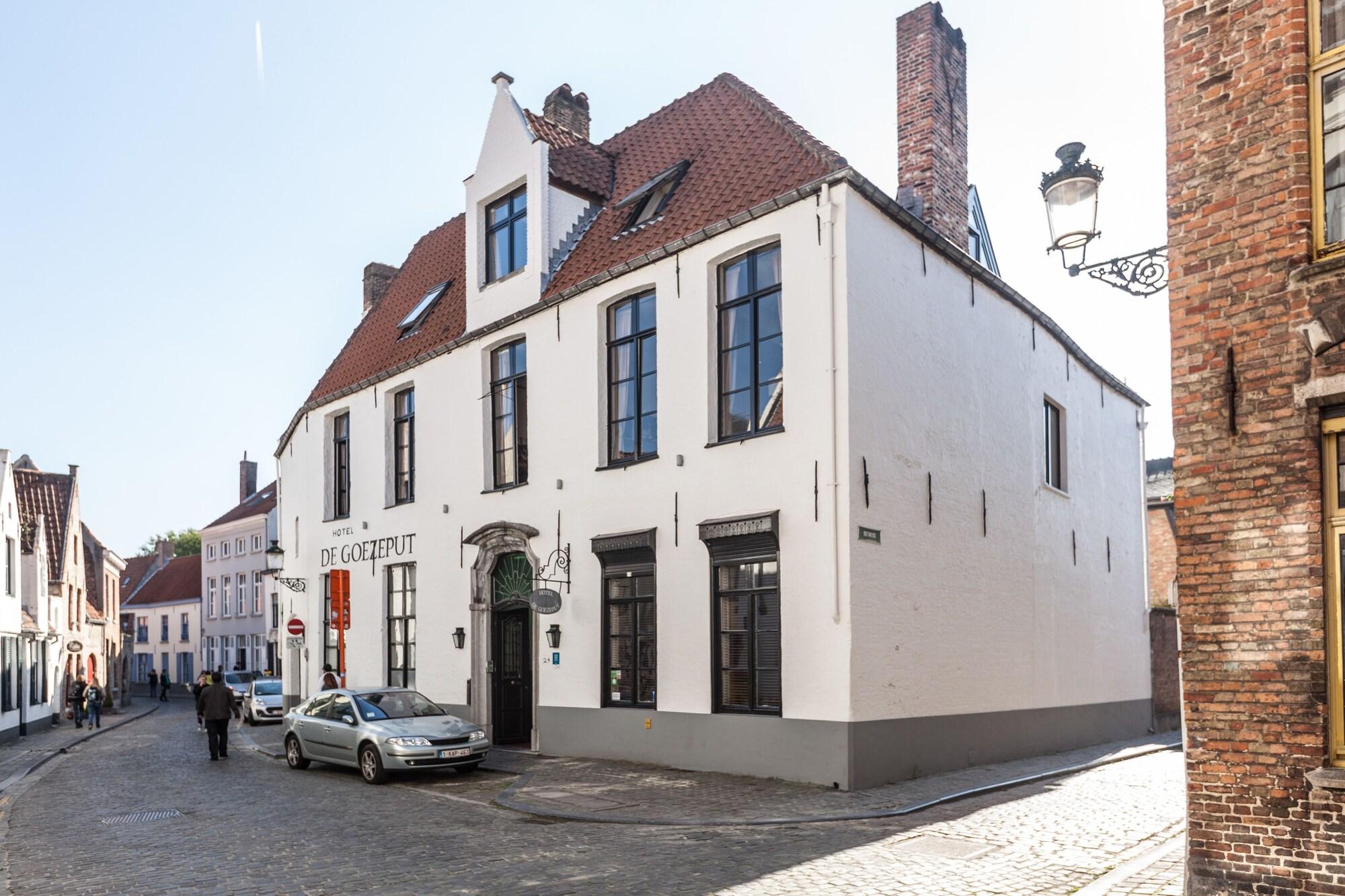 Vista Exterior Hotel de Goezeput