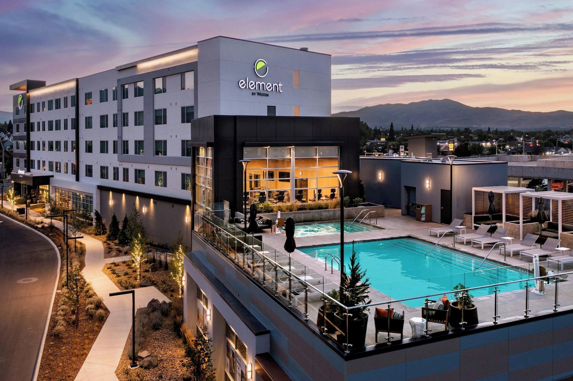 Vista Exterior Element Reno Experience District