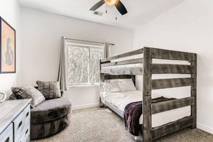 Alquiler Vacacional - Luxury Red Rocks w/ Firepit, BBQ & NEW Hottub