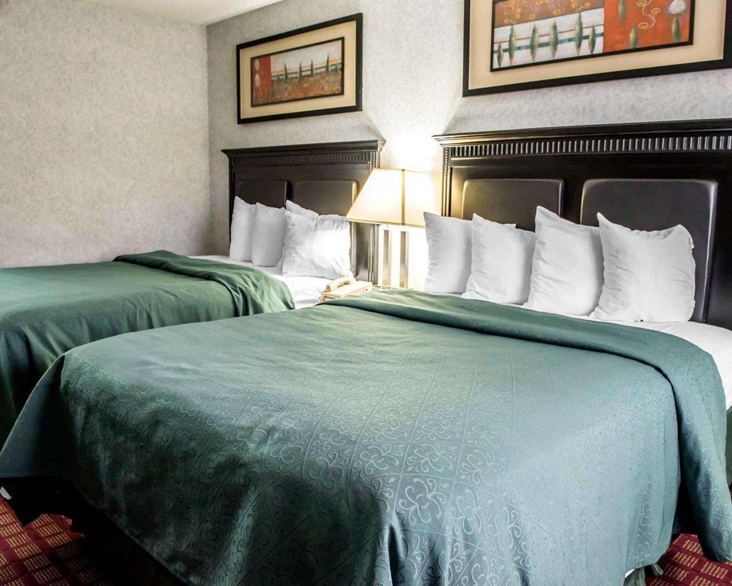 Suite Quality Inn & Suites North