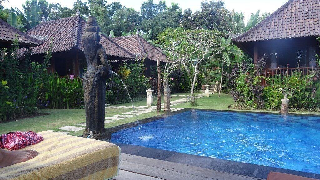 Varios Pondok Lembongan