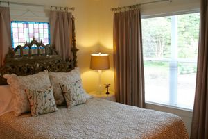 Alquiler Vacacional - 2 Bedroom House, Covered Porch, Yard, Grill, So. Austin, Clean & Spa-like!