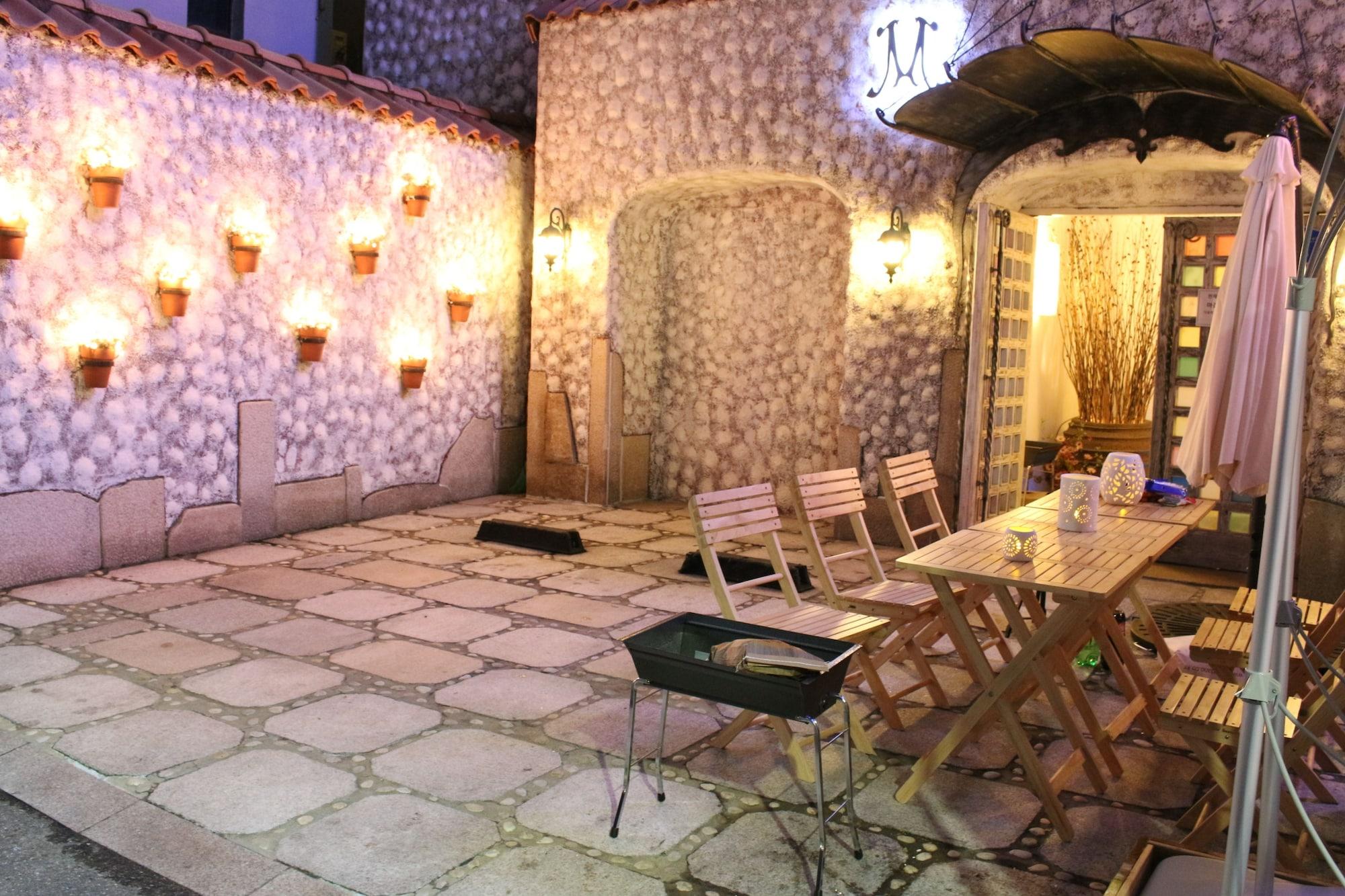Comodidades del Alojamiento Sinchon Gaon Hostel