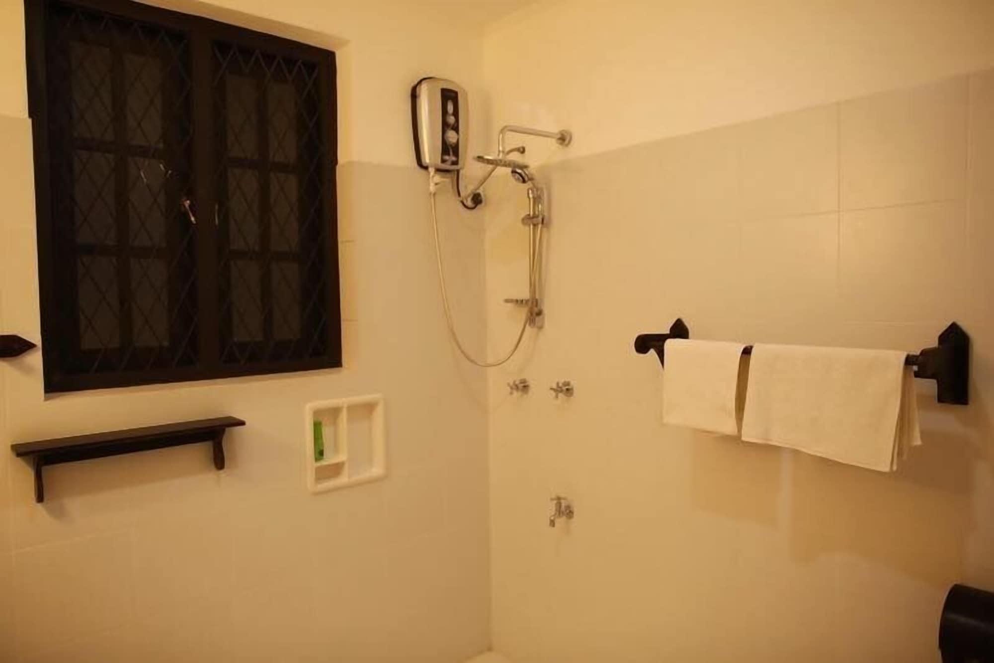 Equipamiento de Habitación Villa Pinnawala