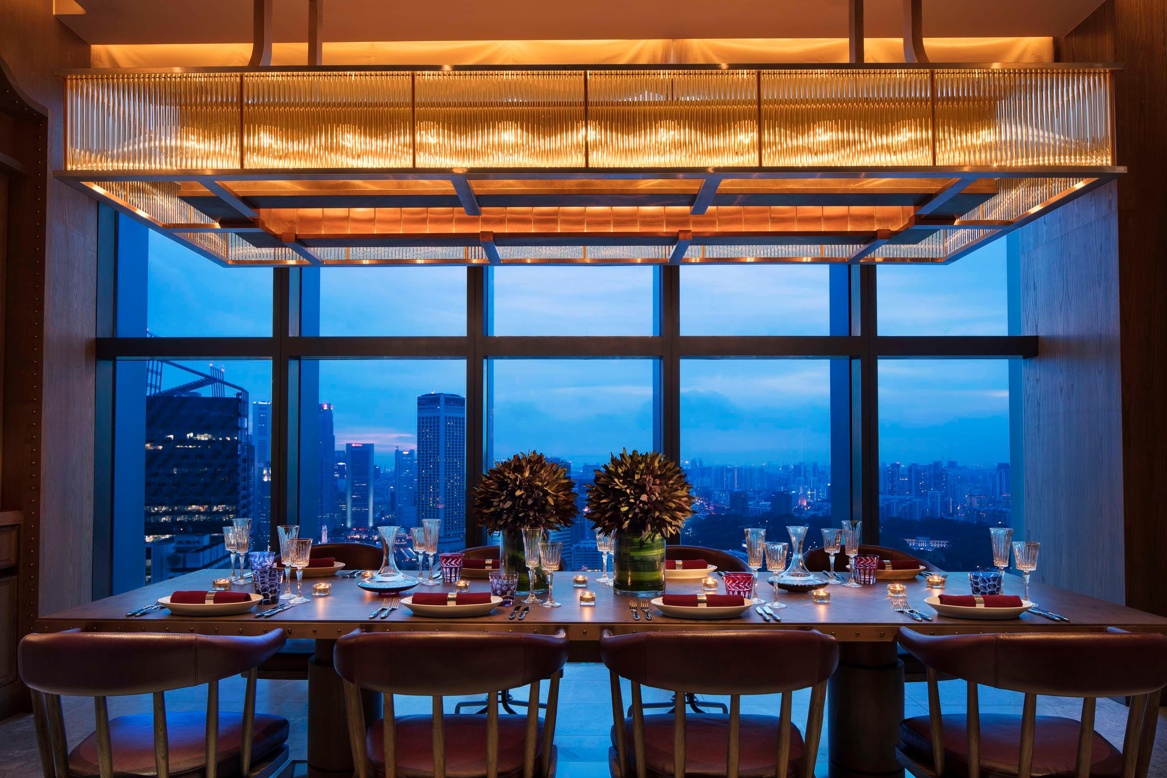 Restaurant ANDAZ SINGAPORE, BY HYATT