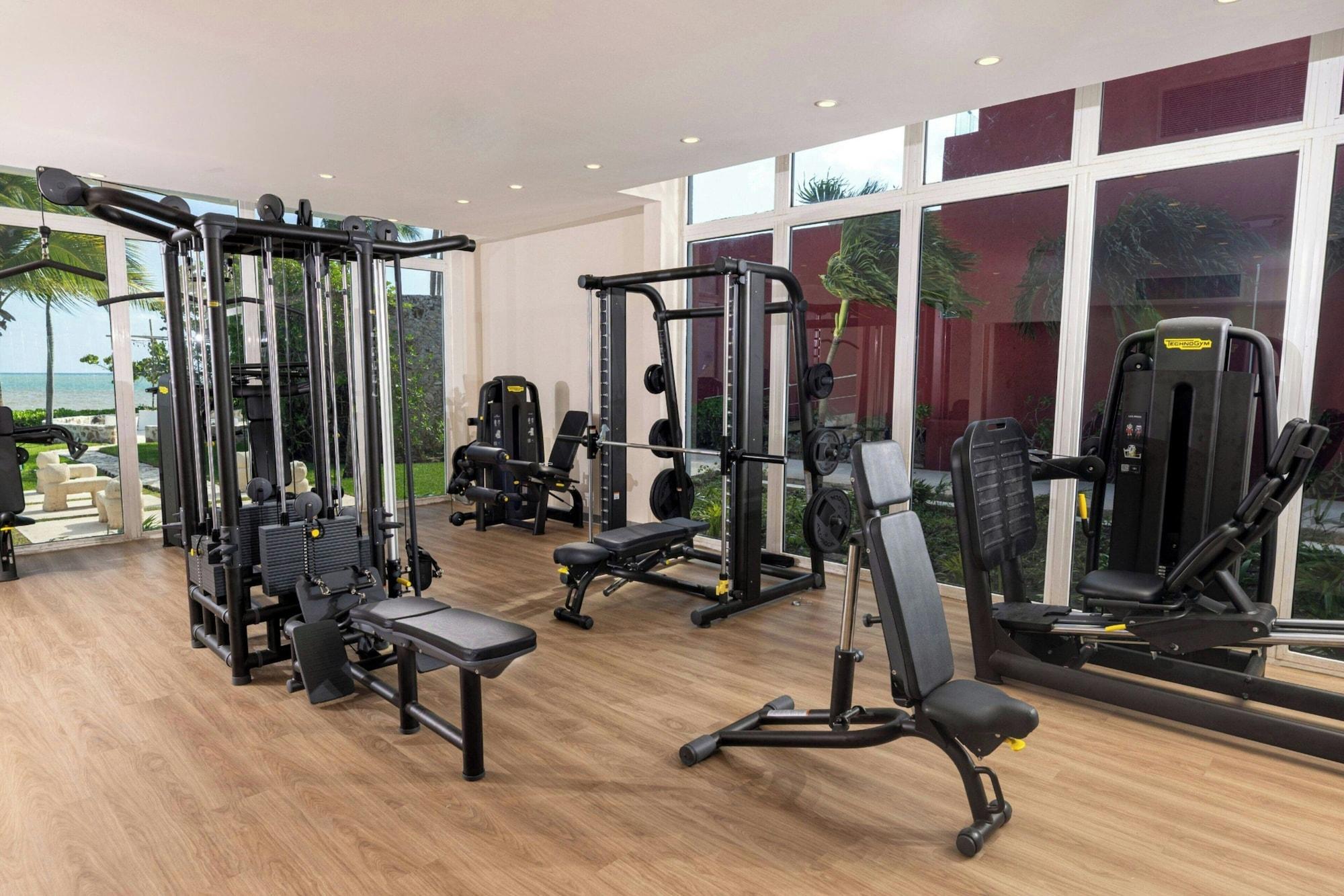 Gimnasio Royalton Reserve Paraíso de la Bonita, A Luxury Collection Resort, Riviera Maya, Adult All-Inclusive