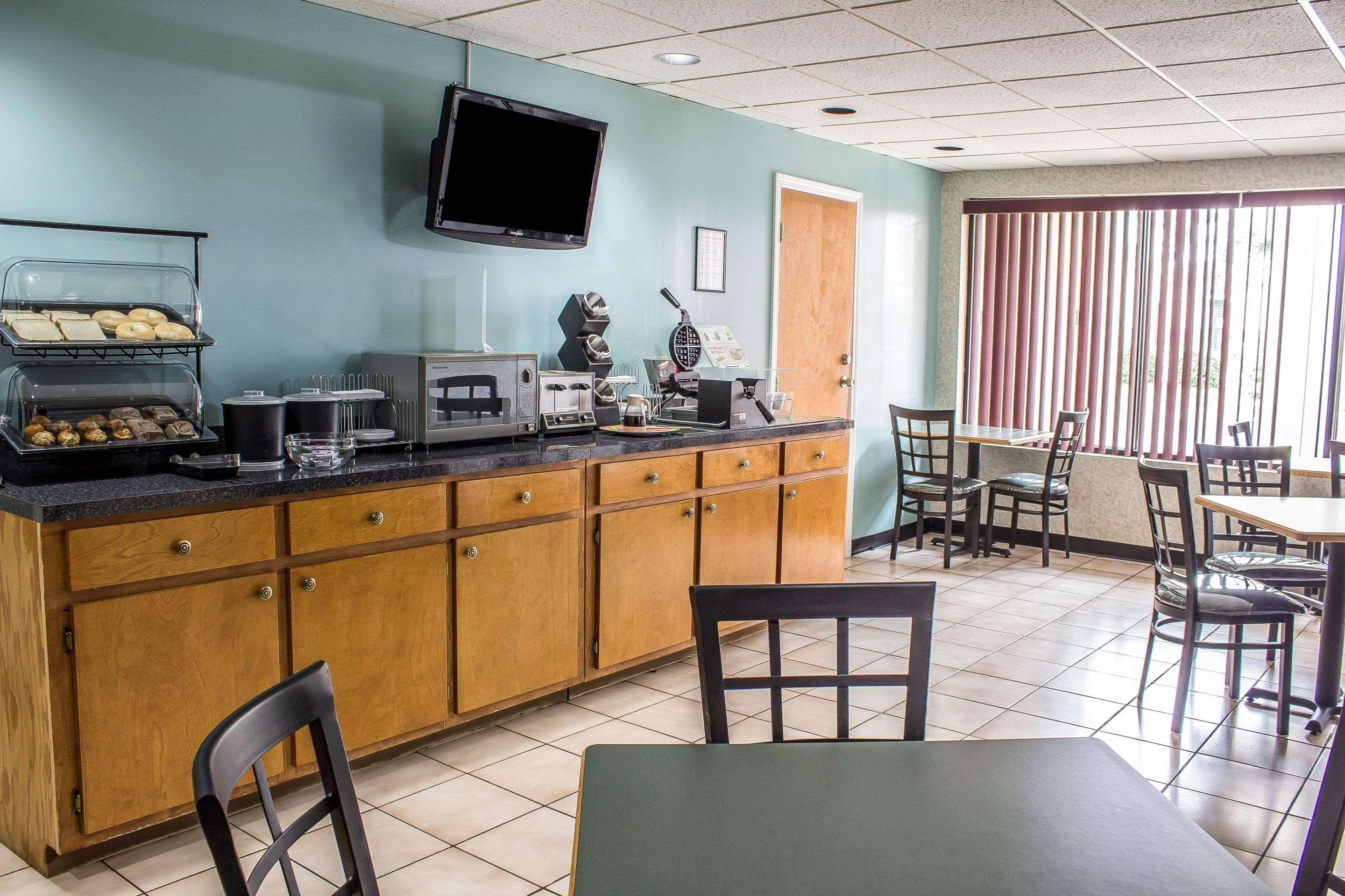 Restaurant Quality Inn Henderson I-85