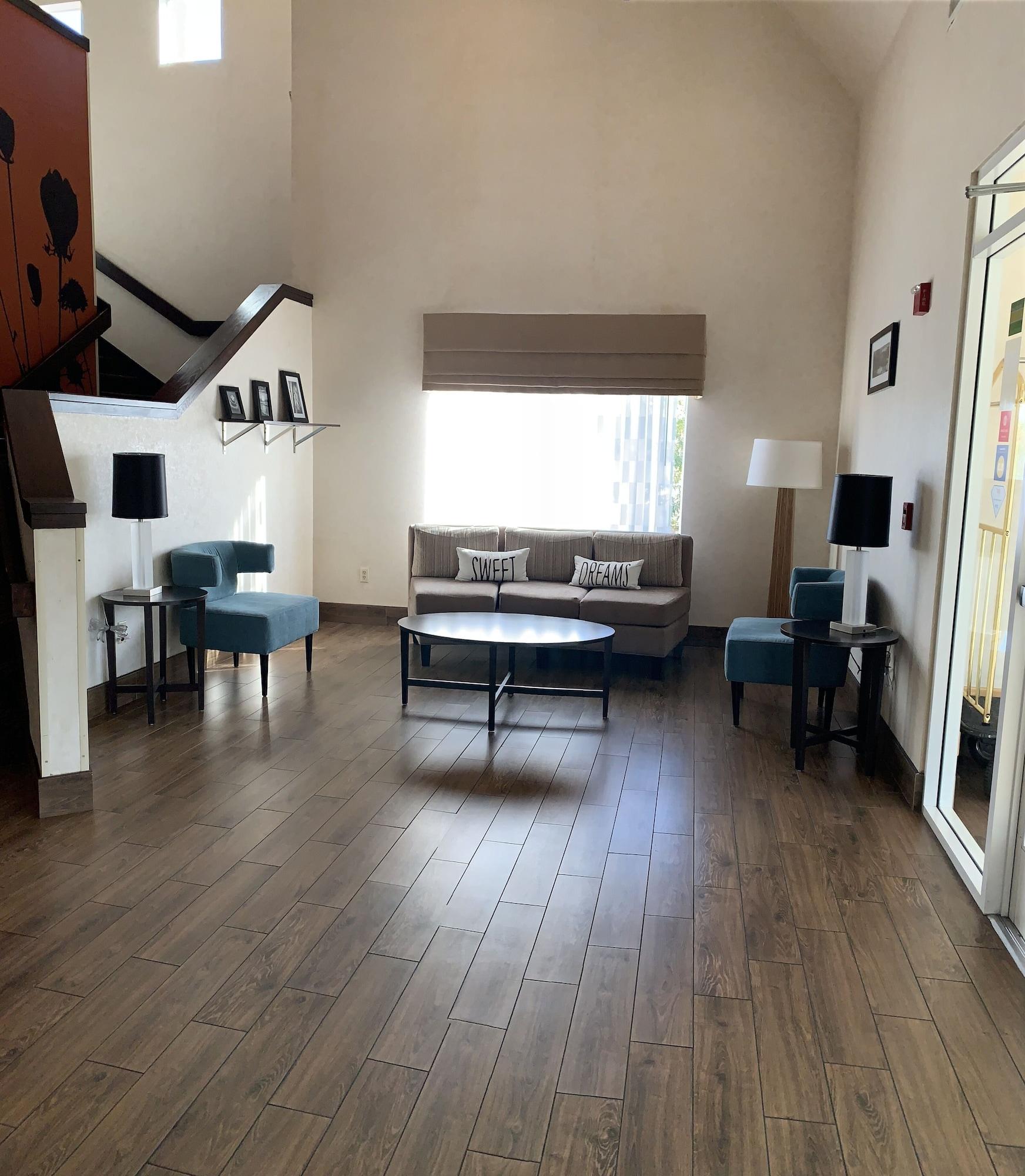 Vista Lobby Sleep Inn Phoenix North I-17