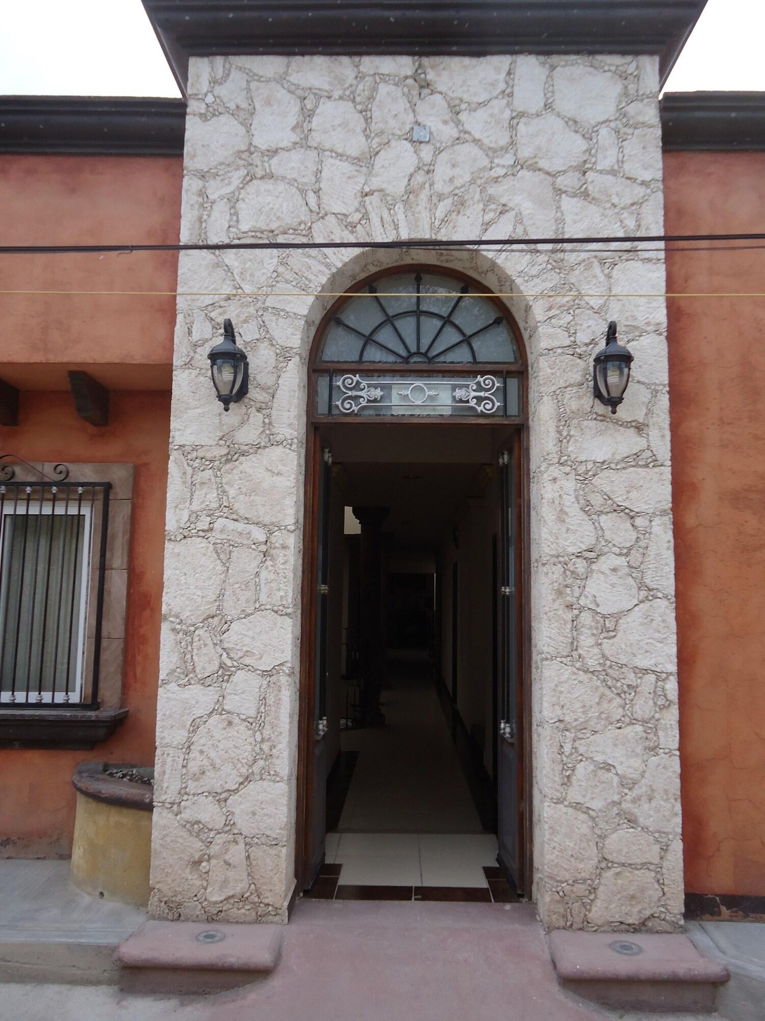 Vista Exterior Hotel Peña Real