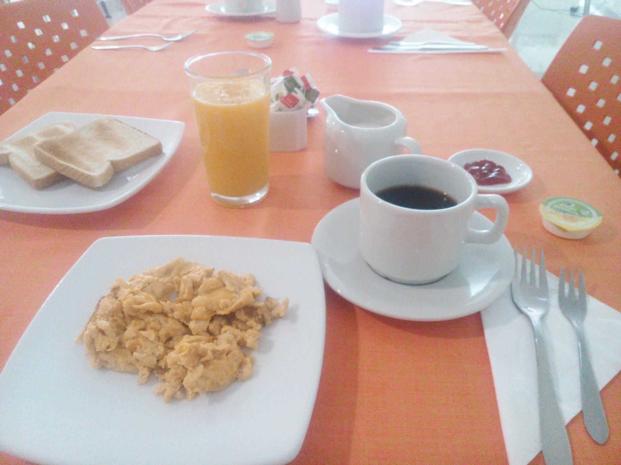 Restaurant Apartasuites Avenida 4ta