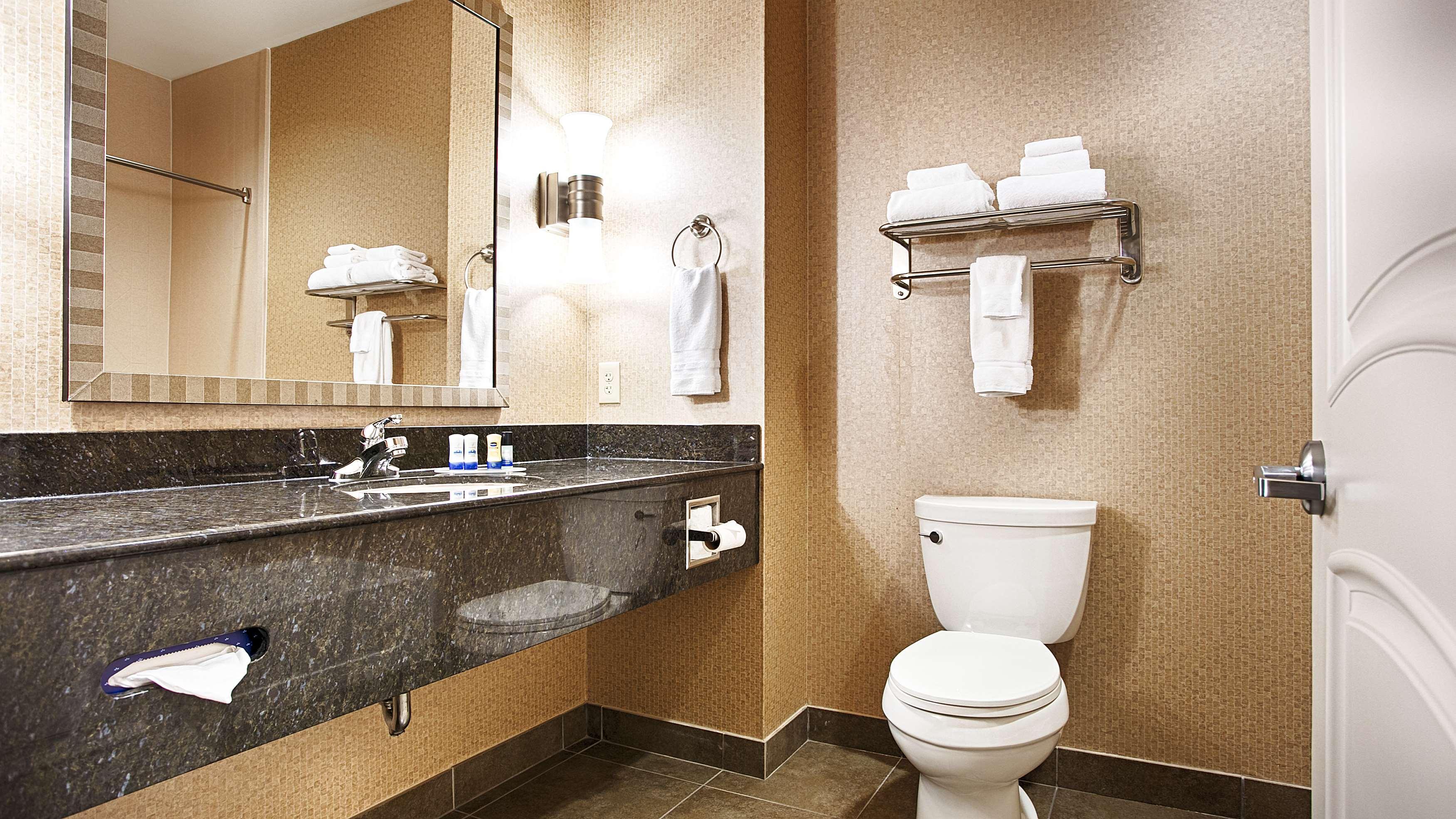 Vista Exterior Best Western Plus Texarkana Inn & Suites